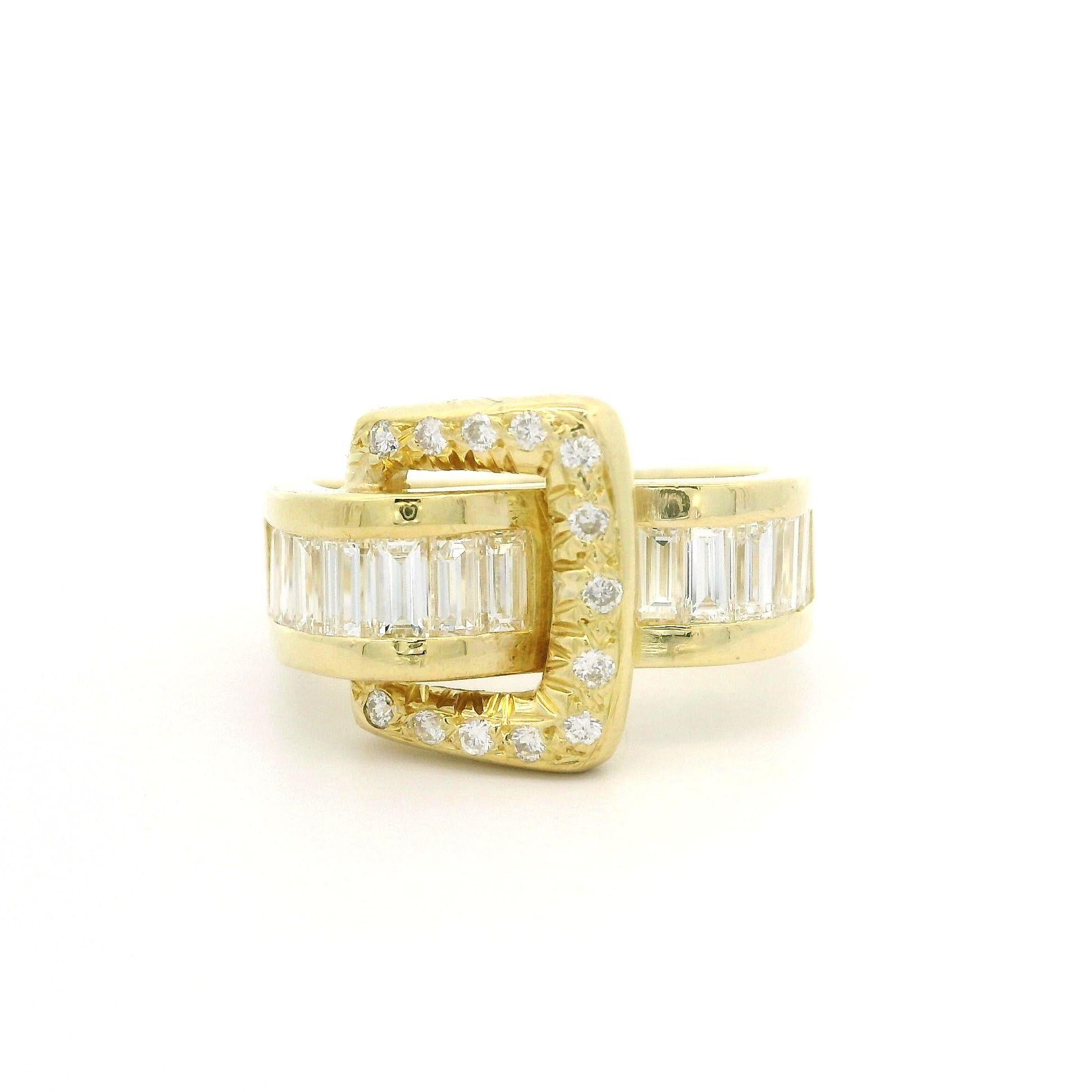 Bague à boucle de 12,9 mm en or jaune massif 18 carats de haute qualité avec diamants de 1,60 ctw en vente 4