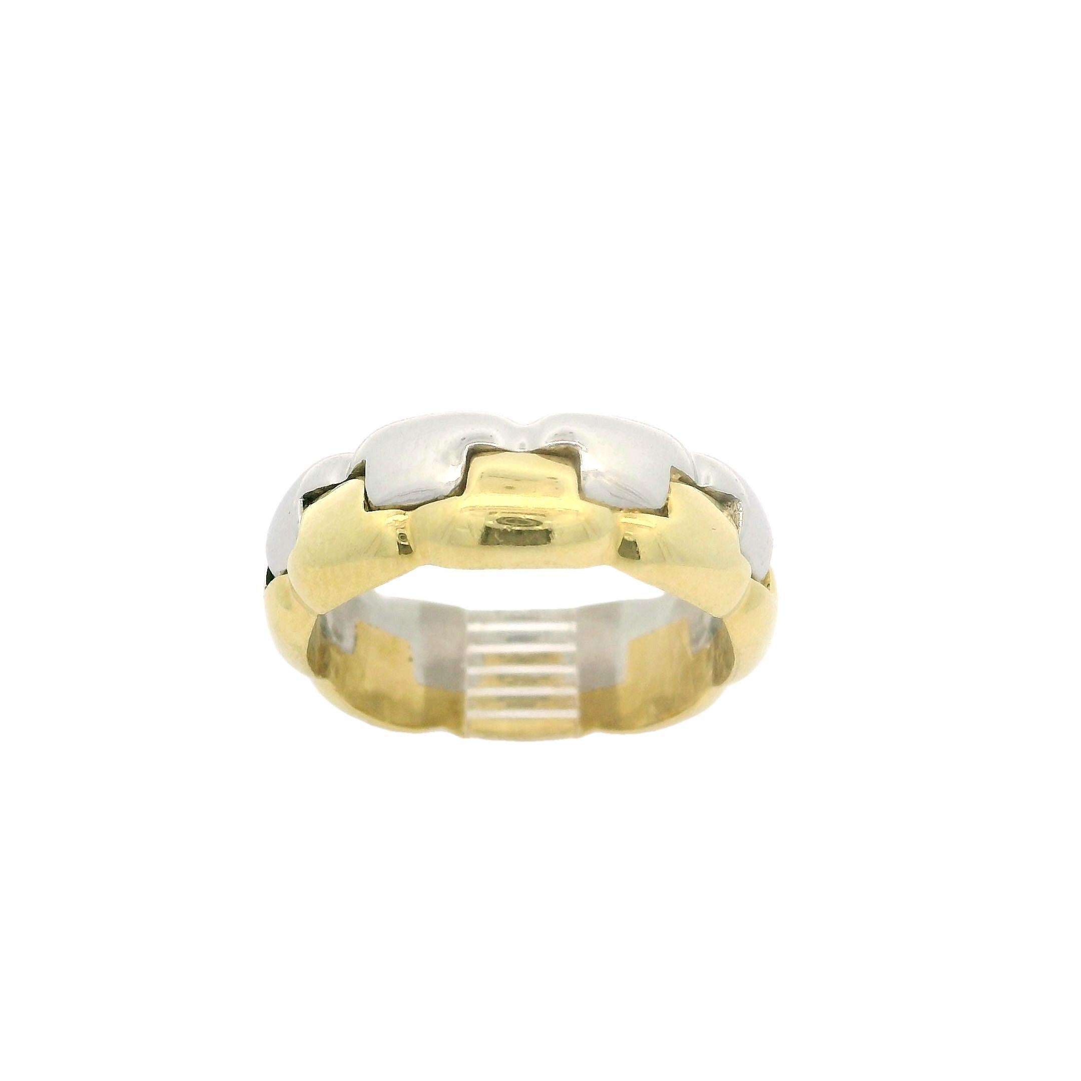 MATERIAL : Or jaune 18k massif et platine .900
Poids :  9,79 grammes
Taille de la bague : 5.5 (ajustée au doigt, l'article ne peut pas être dimensionné)
Largeur de l'anneau : 6,6 mm (0,26
