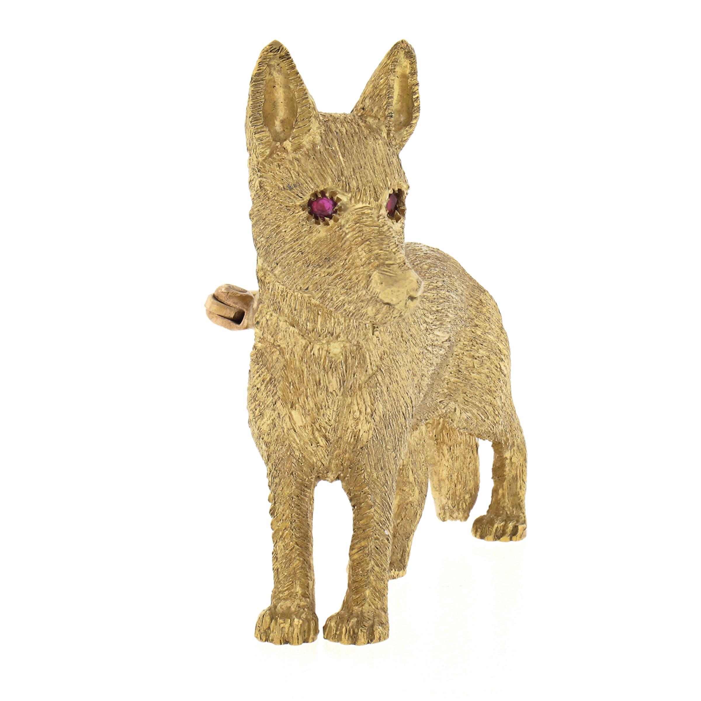 Round Cut Solid 18K Yellow Gold Ruby Eye Detailed Textured German Shepherd Dog Pin Brooch