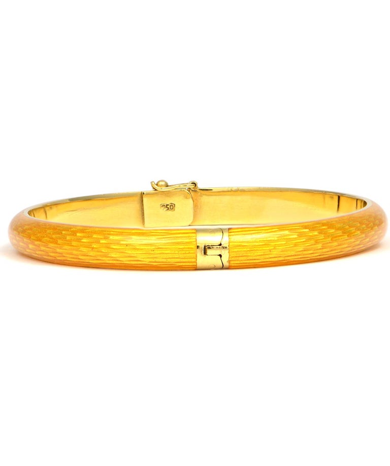 Solid 18 Karat Yellow Gold Enamel Bangle Bracelet 24.2g For Sale at 1stdibs