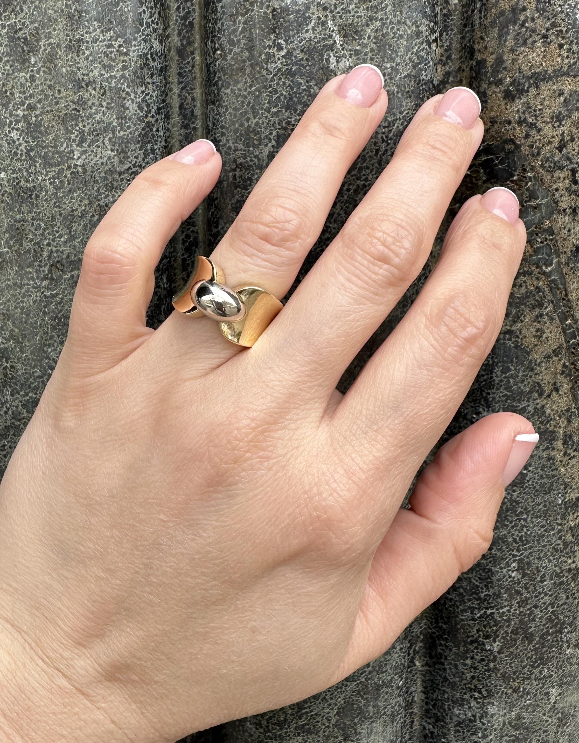 Solid 18k Yellow & White Gold Polished Finish 12.1mm Wide Cigar Band Ring In Excellent Condition For Sale In Montclair, NJ