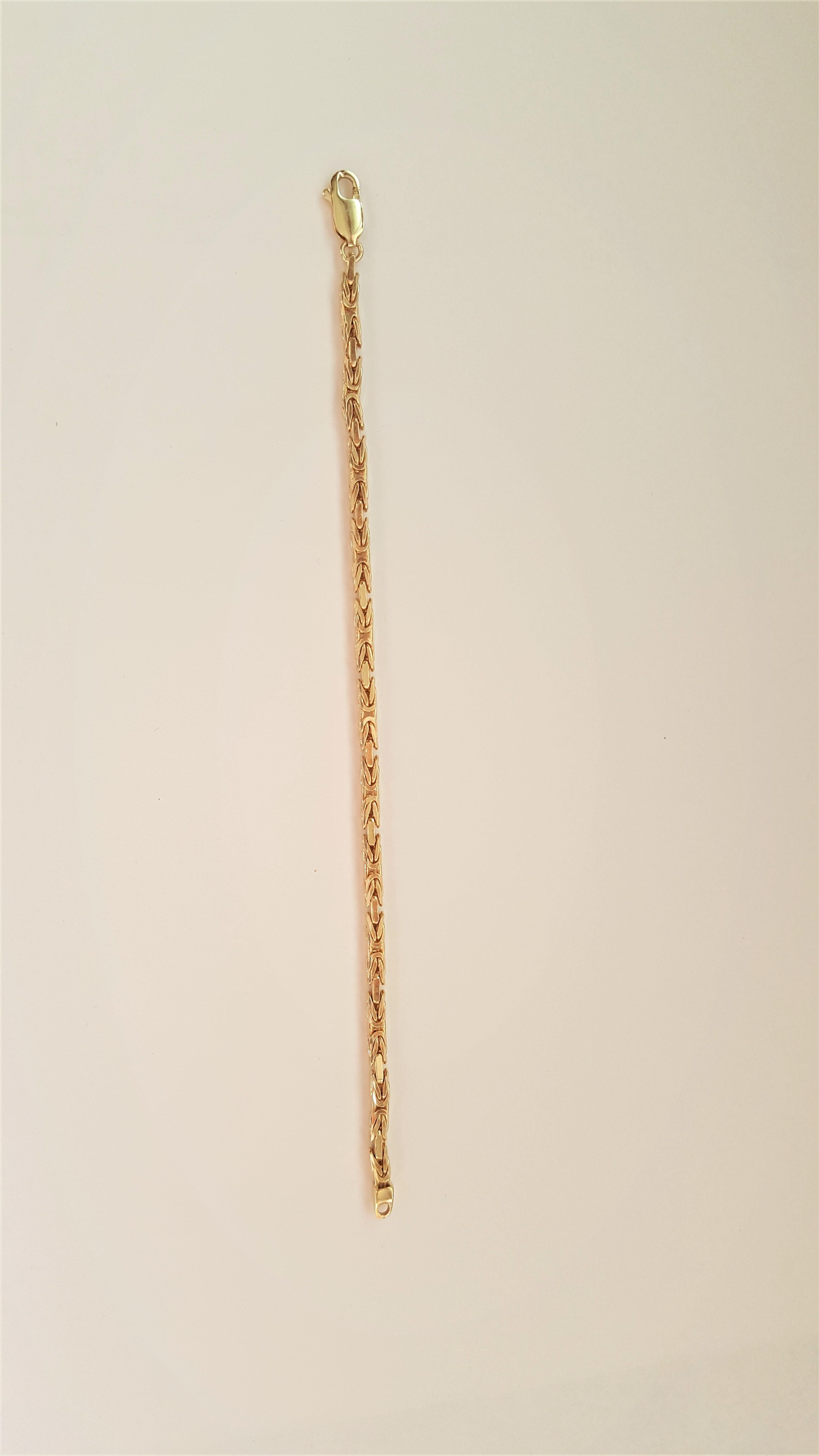 Solid 18 Karat Yellow Gold Byzantine Link Bracelet, 16.8gr In Good Condition In San Diego, CA