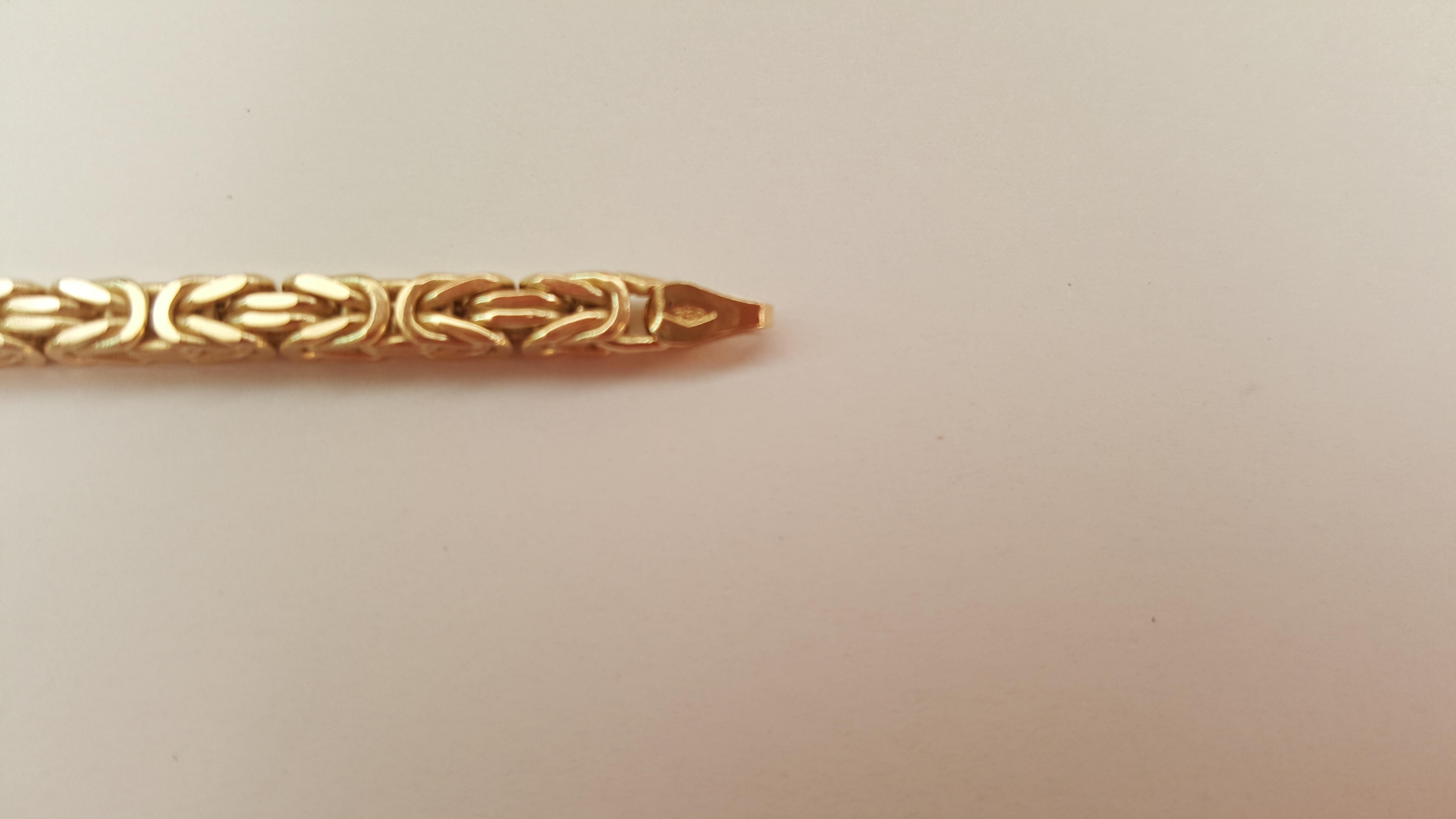 Solid 18 Karat Yellow Gold Byzantine Link Bracelet, 21.2 Grams In Good Condition In Rancho Santa Fe, CA