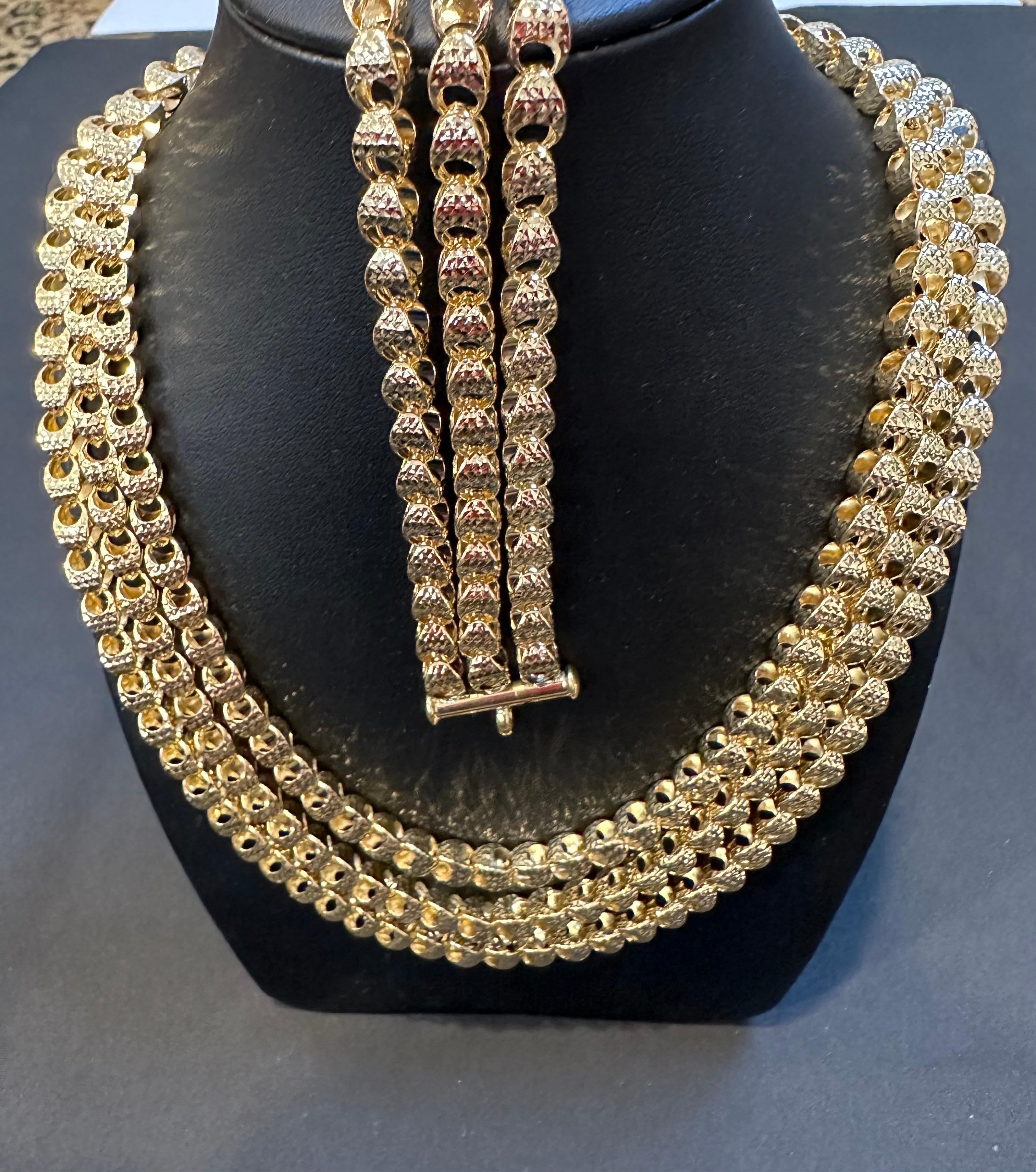 Massive 18 Karat Gelbgold Dreilagige Halskette & Armband mit Diamantschliff 11