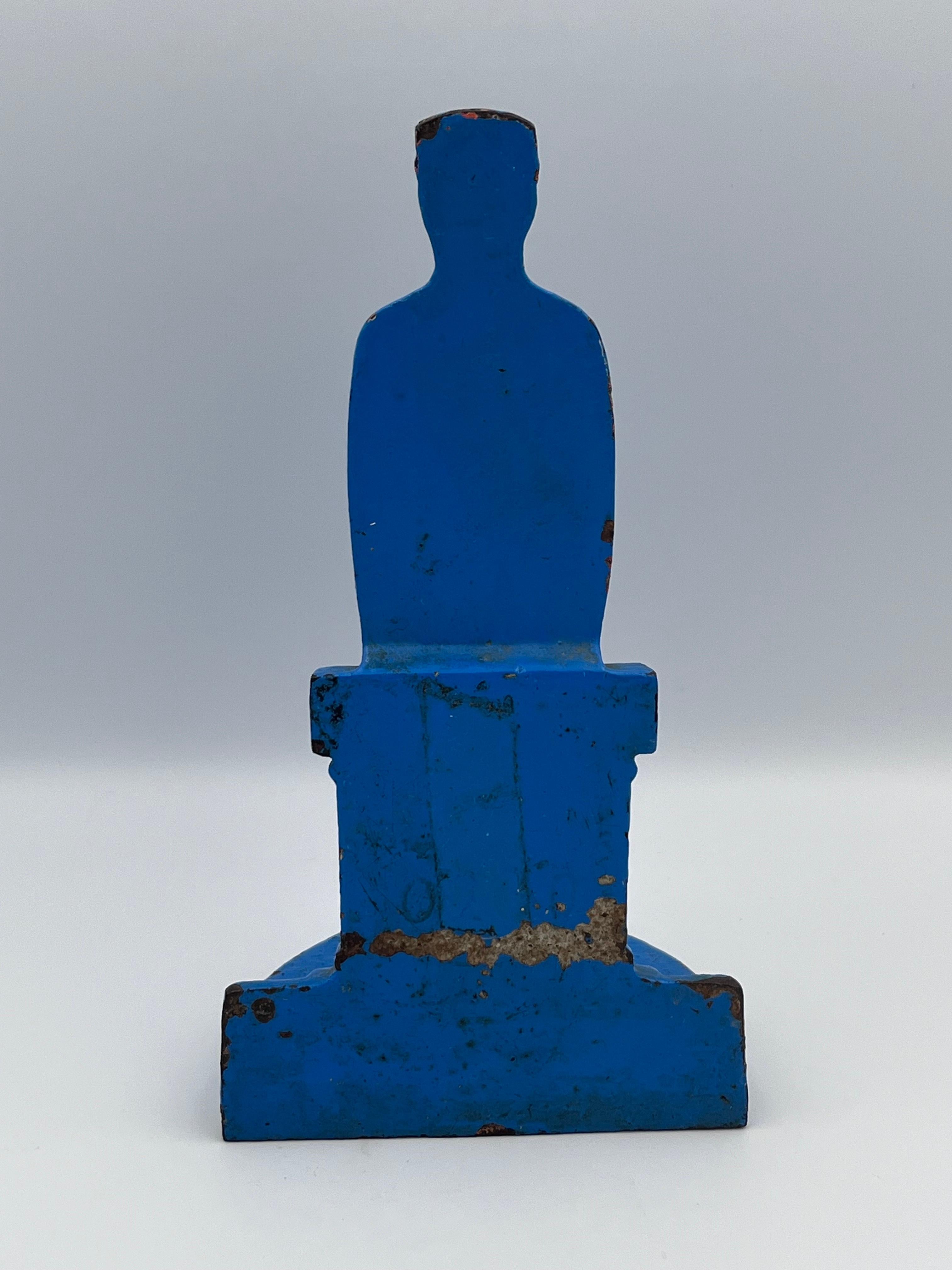 Calco Solido esemplare del 1920 in stile Art Deco di Judd Co. Fermaporta campanaro in ghisa blu in vendita