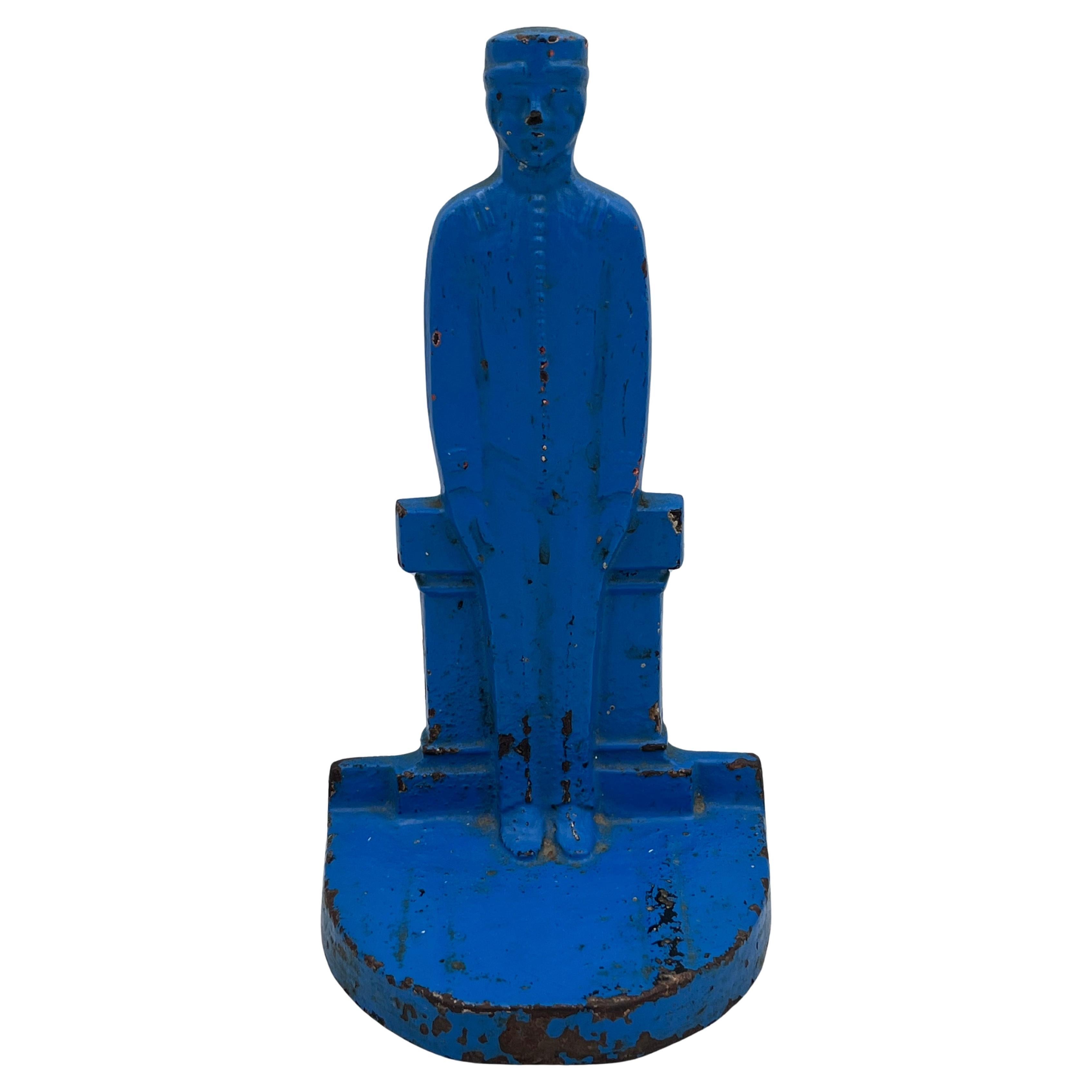 Solido esemplare del 1920 in stile Art Deco di Judd Co. Fermaporta campanaro in ghisa blu in vendita