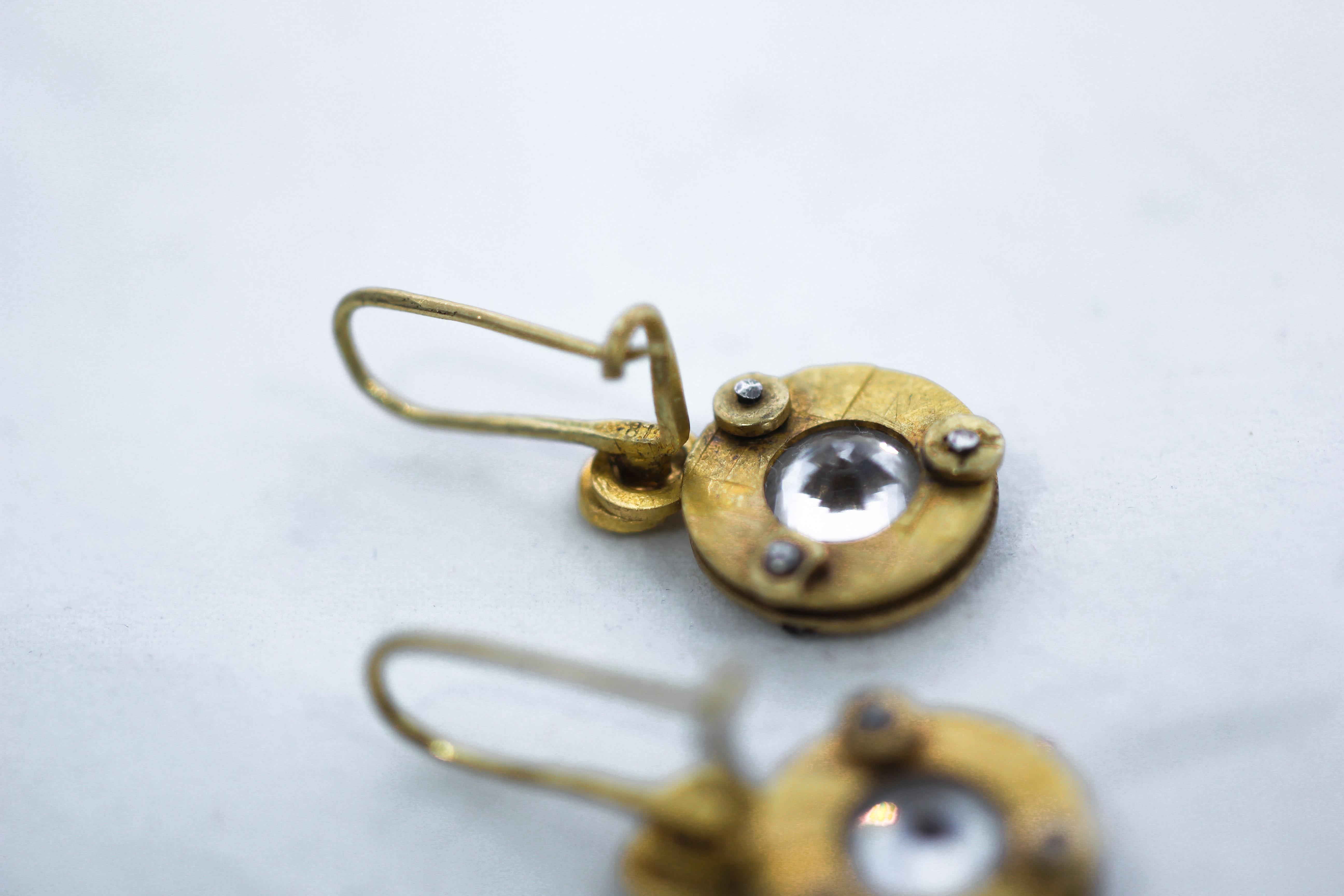 Boucles d'oreilles pendantes contemporaines en or massif 21-22 carats pour mariage AB Jewelry, NYC en vente 7