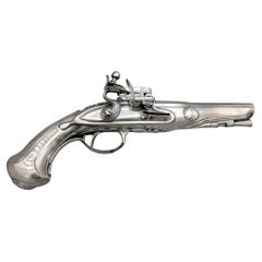 Solid 800 Silver lighter in the shape of an 18th century pistol