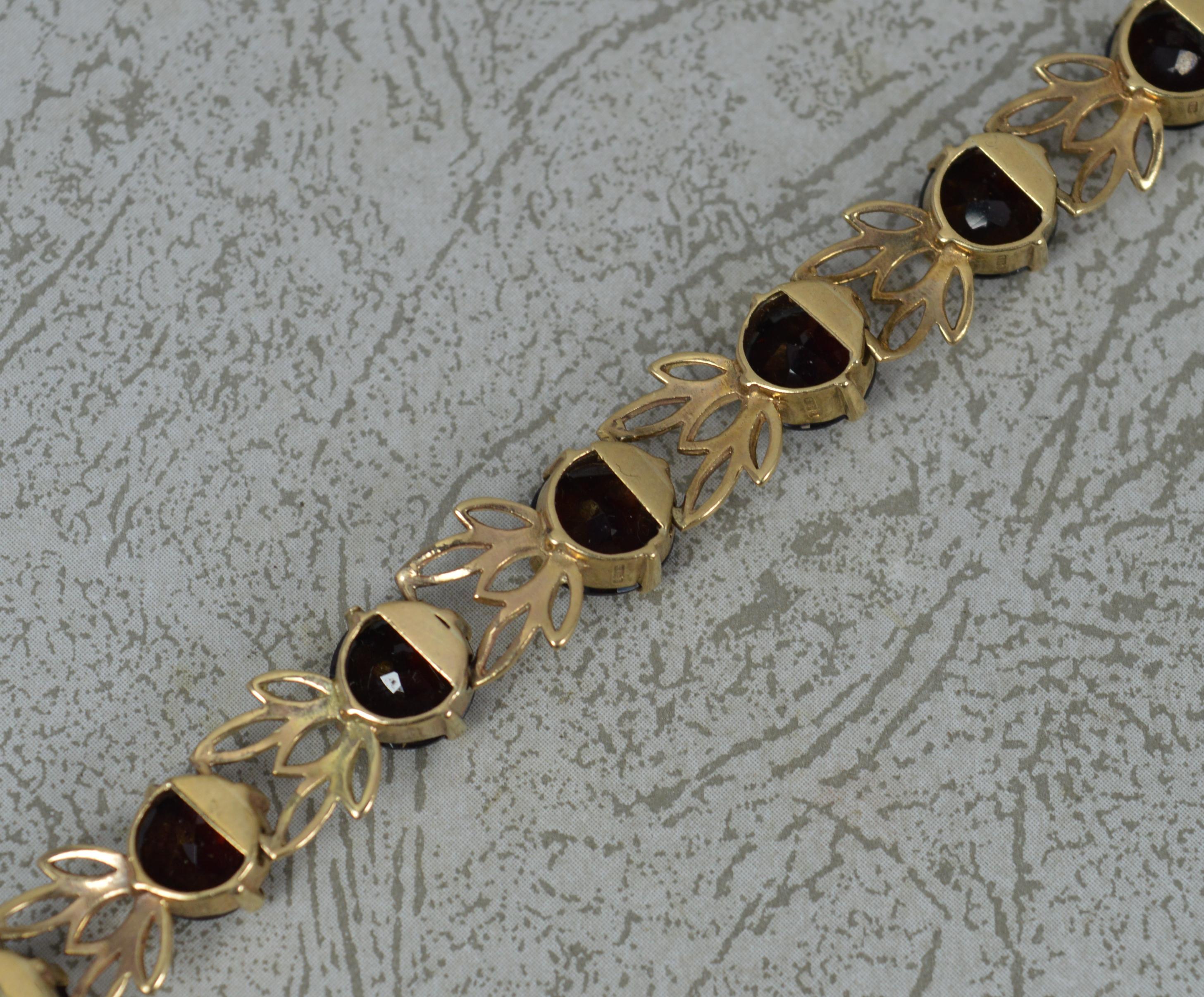 Solid 9 Carat Gold and Garnet Floral Bracelet For Sale 1