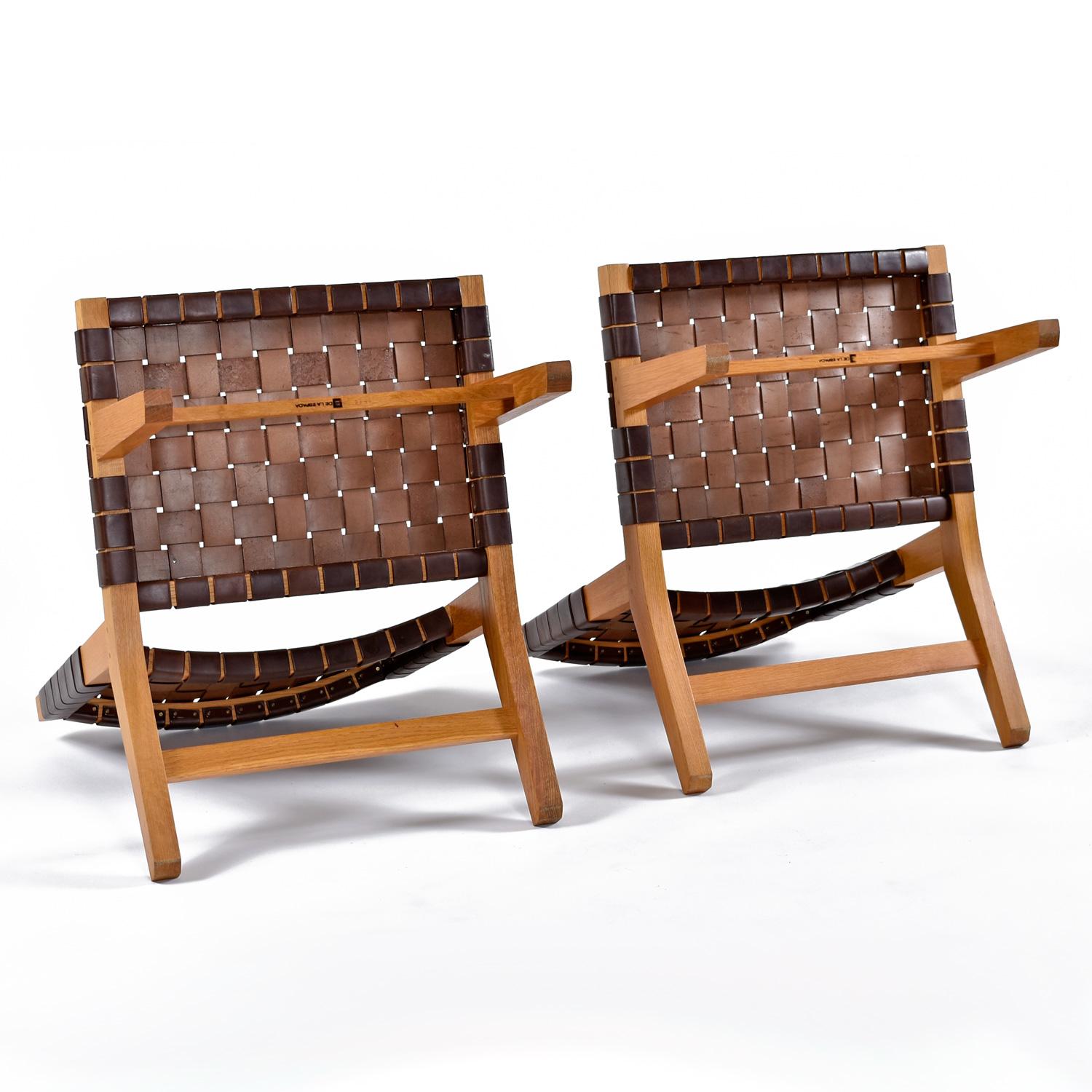 Solid Ash Danish Style Cognac Leather Strap 128 Lounge Chairs by De La Espada For Sale 1