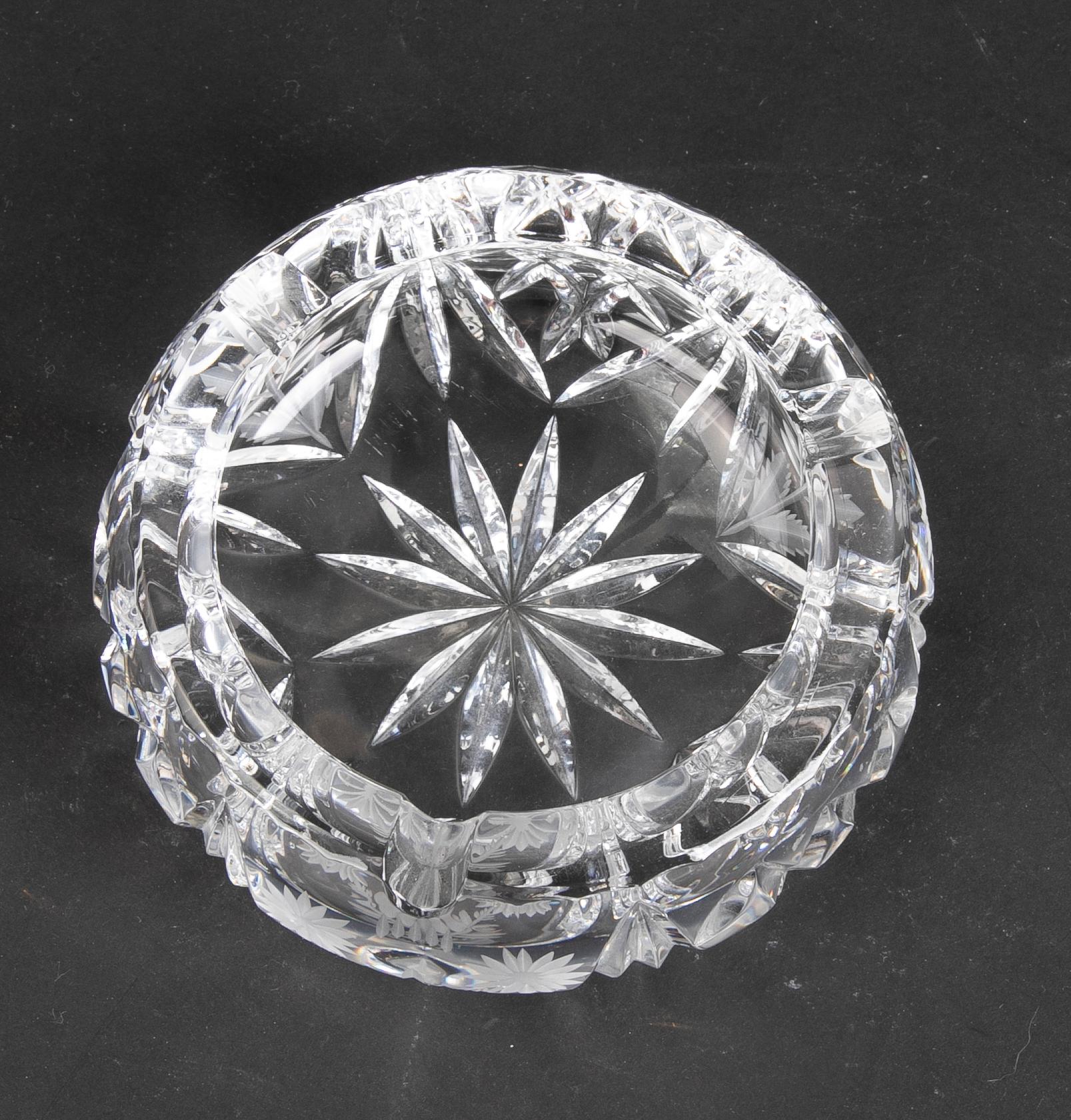 Solid ashtray made of hand-carved crystal.