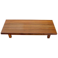 Table basse rectangulaire en bloc massif en noyer et chêne