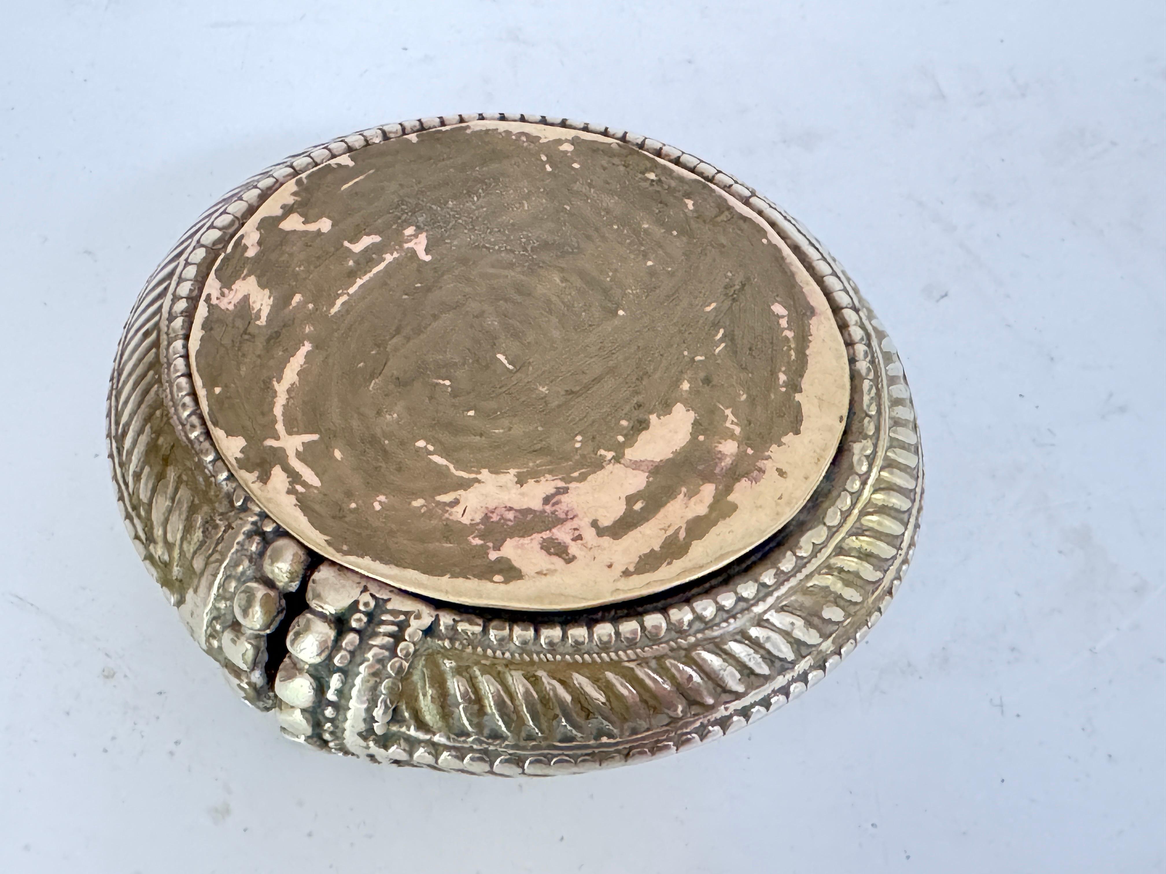 Solid Brass Ashtray Old Patina France 1960 Gold Color For Sale 2
