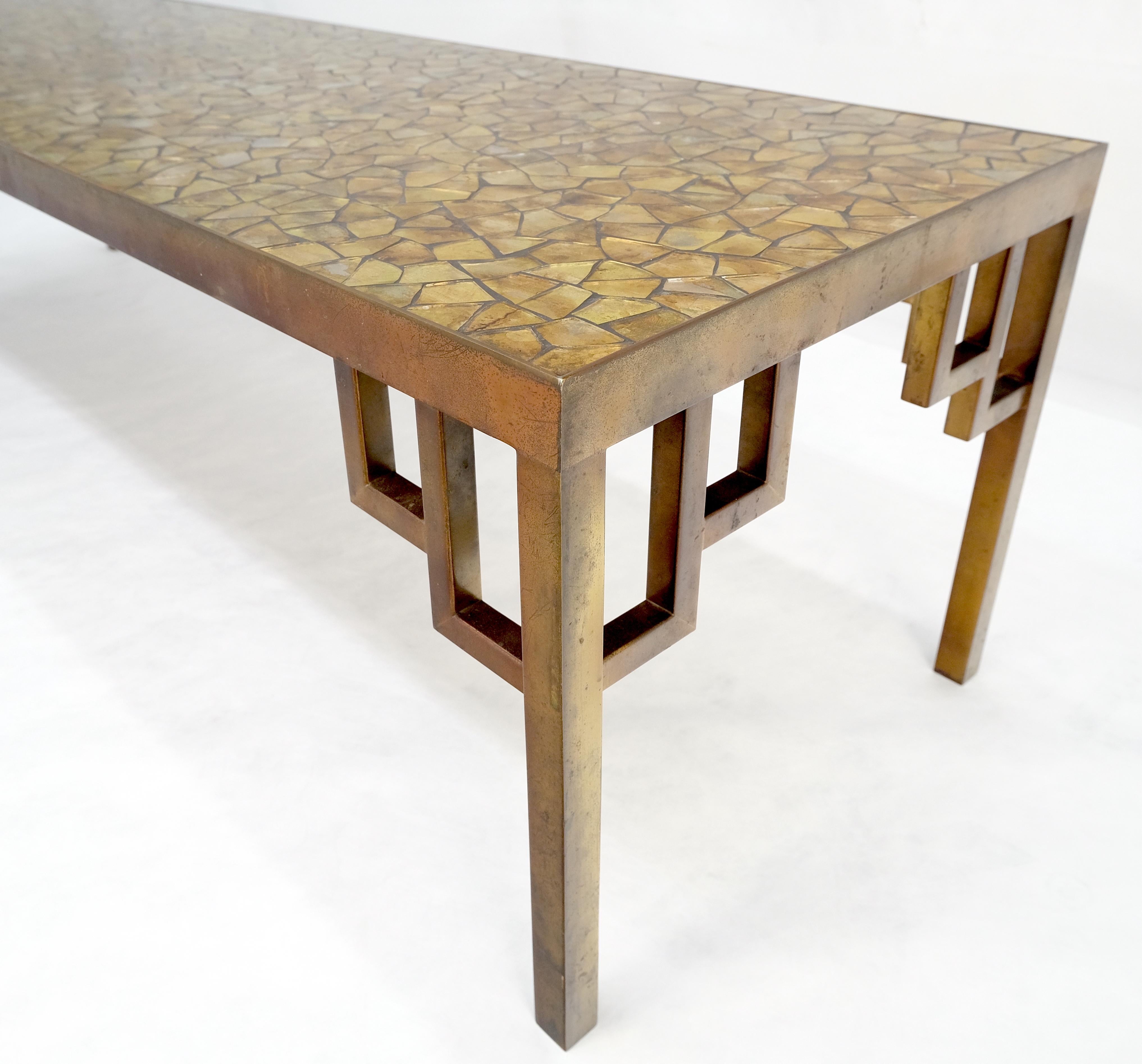 Table basse rectangulaire en laiton massif avec plateau en mosaïque de verre doré 60