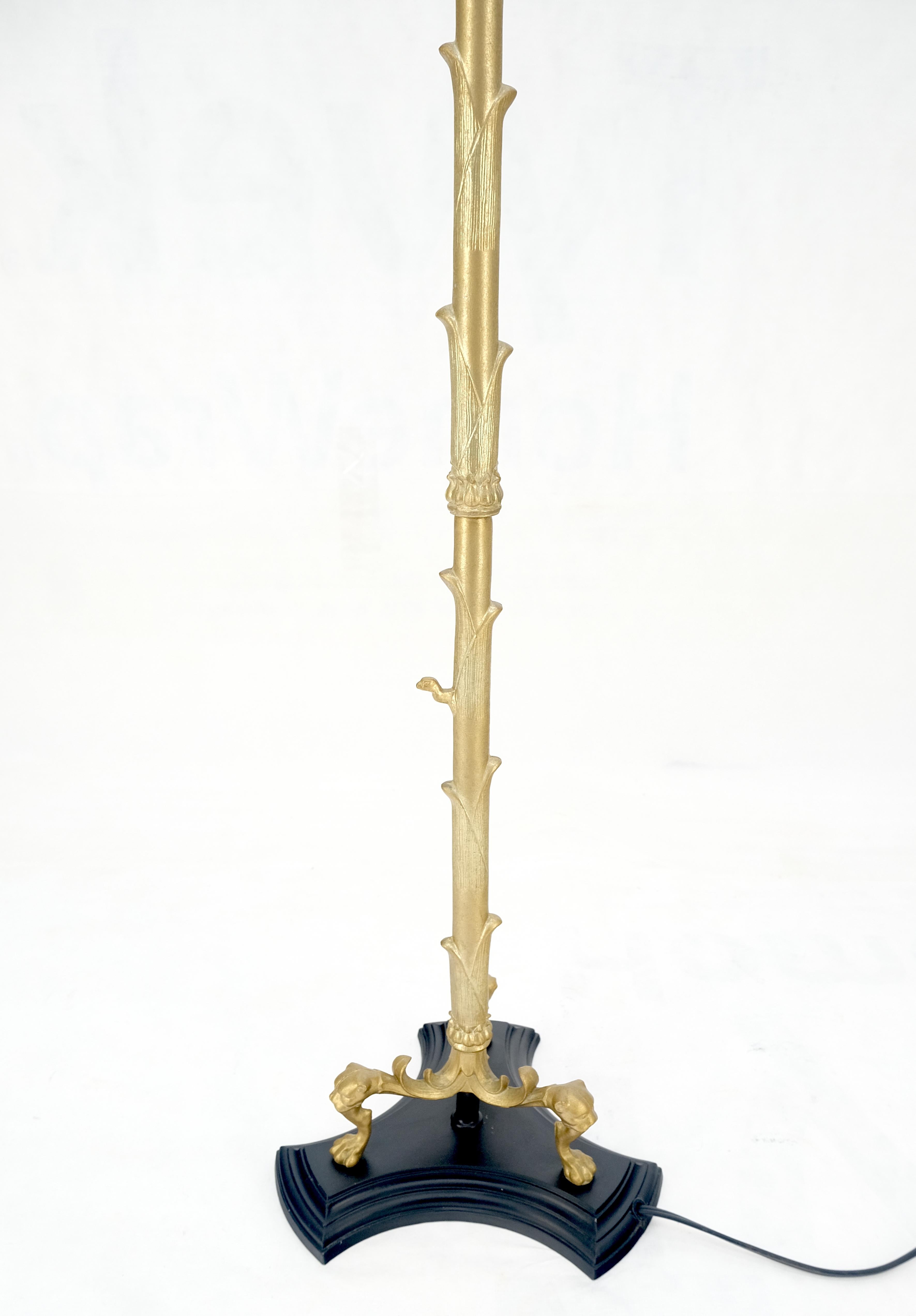 Américain Lampadaire en laiton massif Bronze Faux Twig Tripod Claw Feet Base Super Fine Quality en vente