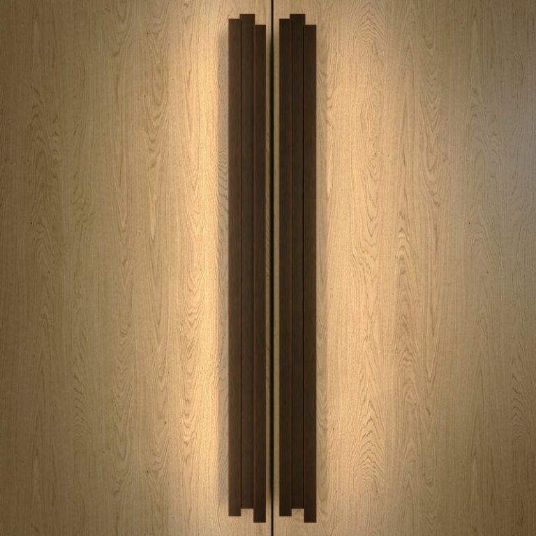 Moroccan Solid brass door pull from the Art Deco collection - 77 cm For Sale