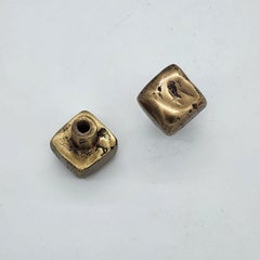 Solid brass cabinet knob – Compact square format 2.5 × 2.5 cm: