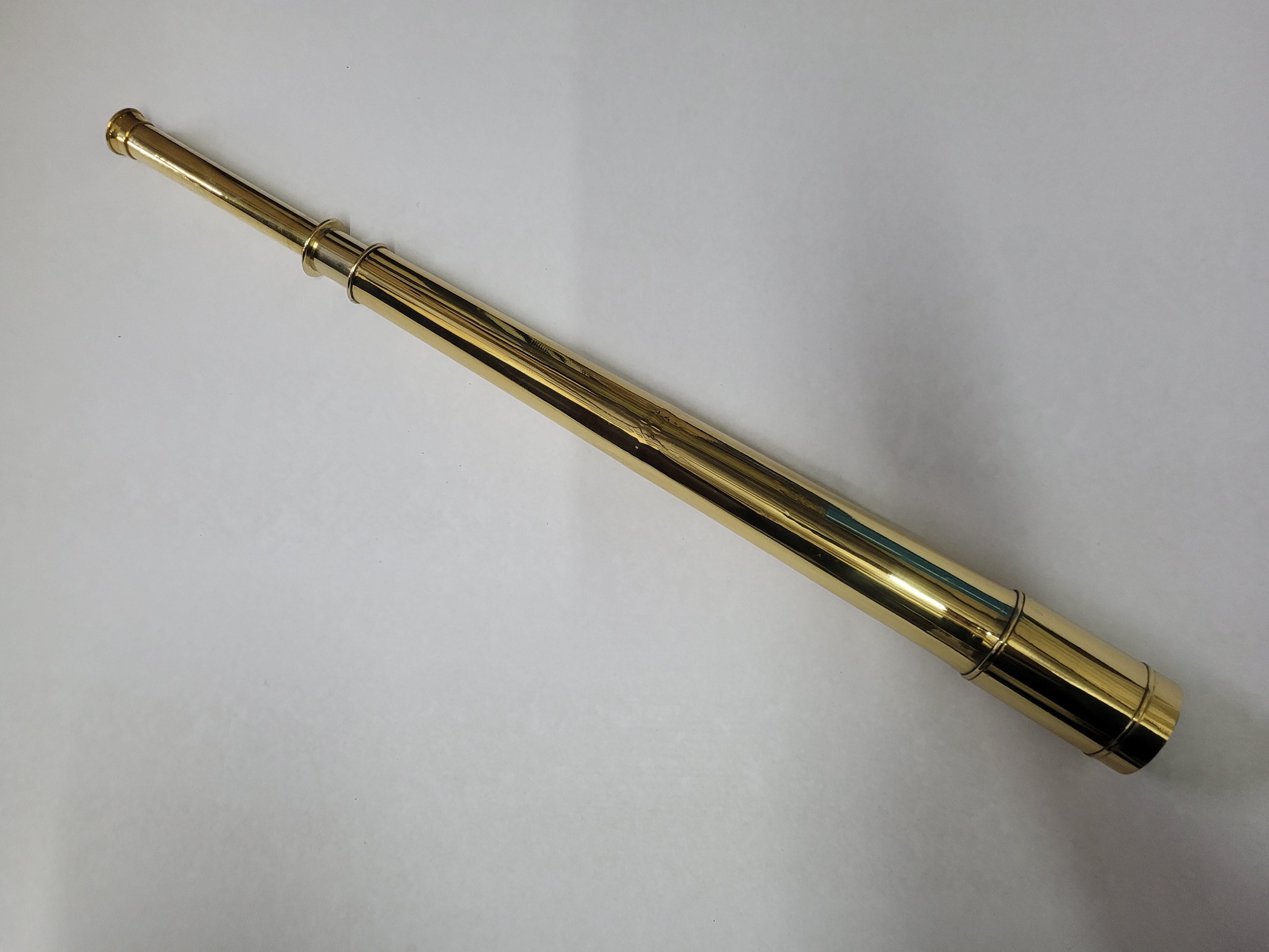 Solid Brass Captains Telescope In Good Condition For Sale In Norwell, MA