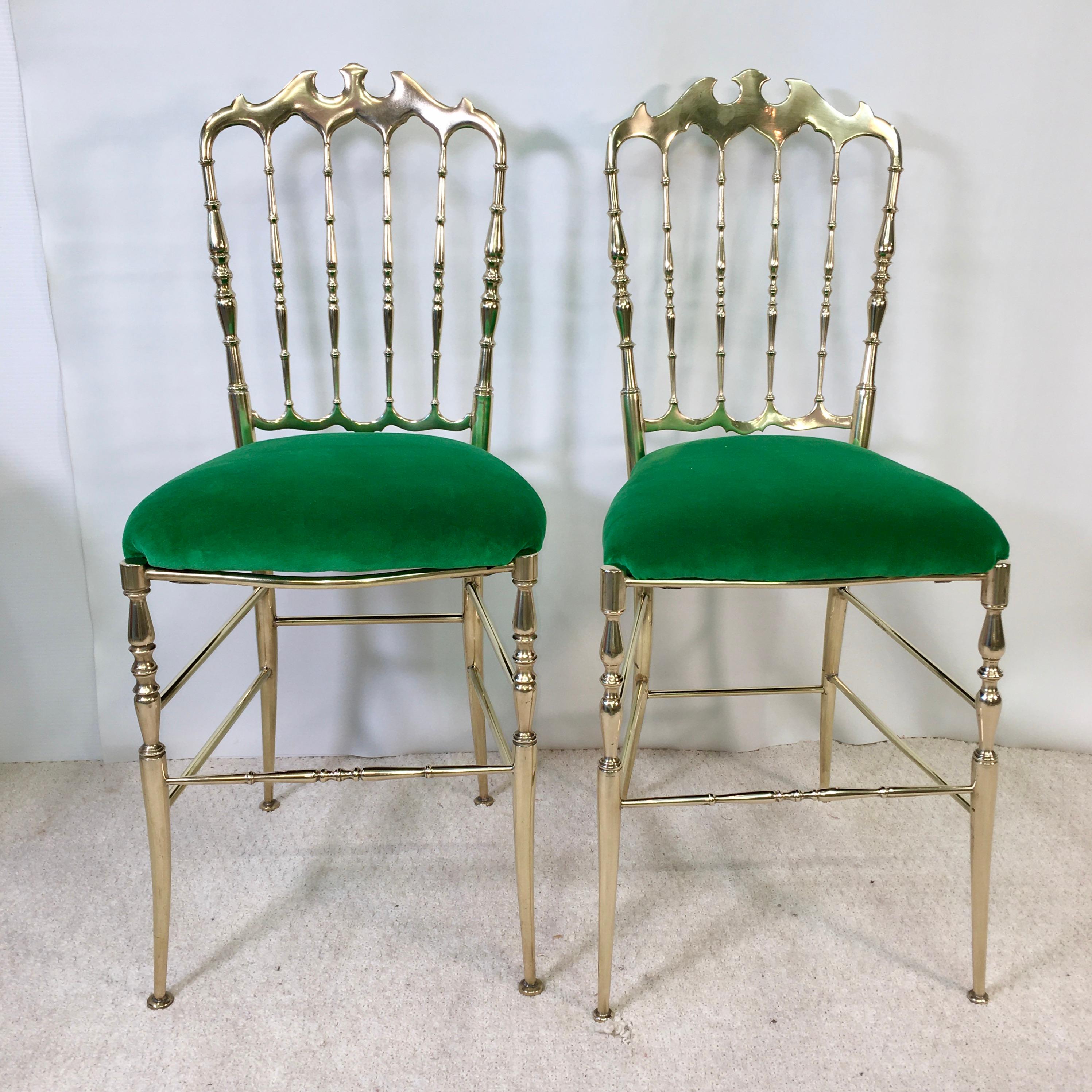 We have five matching solid brass Chiavari ballroom chairs, hand polished and with seats newly upholstered in emerald green velvet.
Price shown is per chair.

The famous 'Chiavarina' was created in 1807 by the finest Ligurian ebanist of his day,