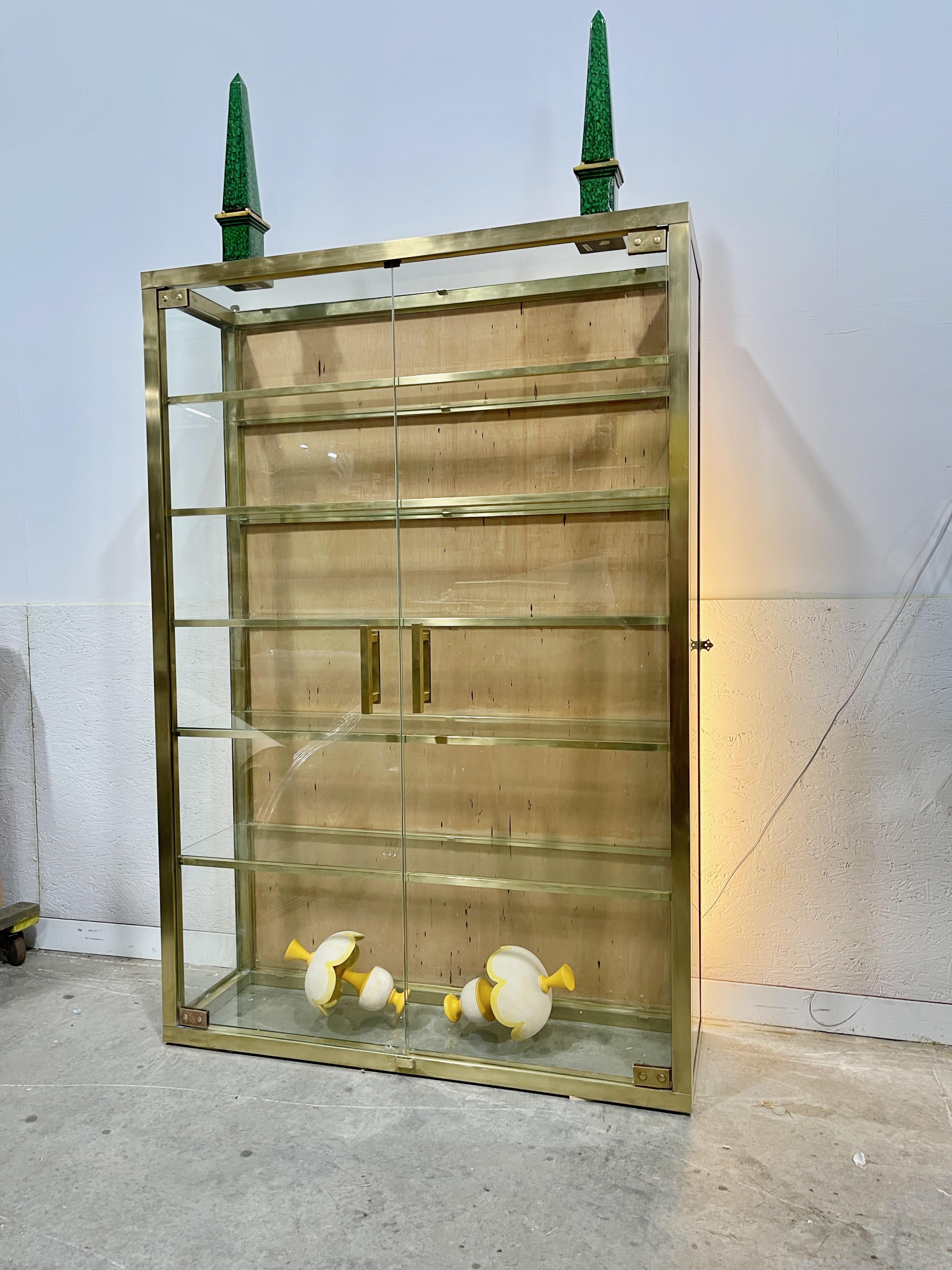 Solid Brass Display Vitrine 5