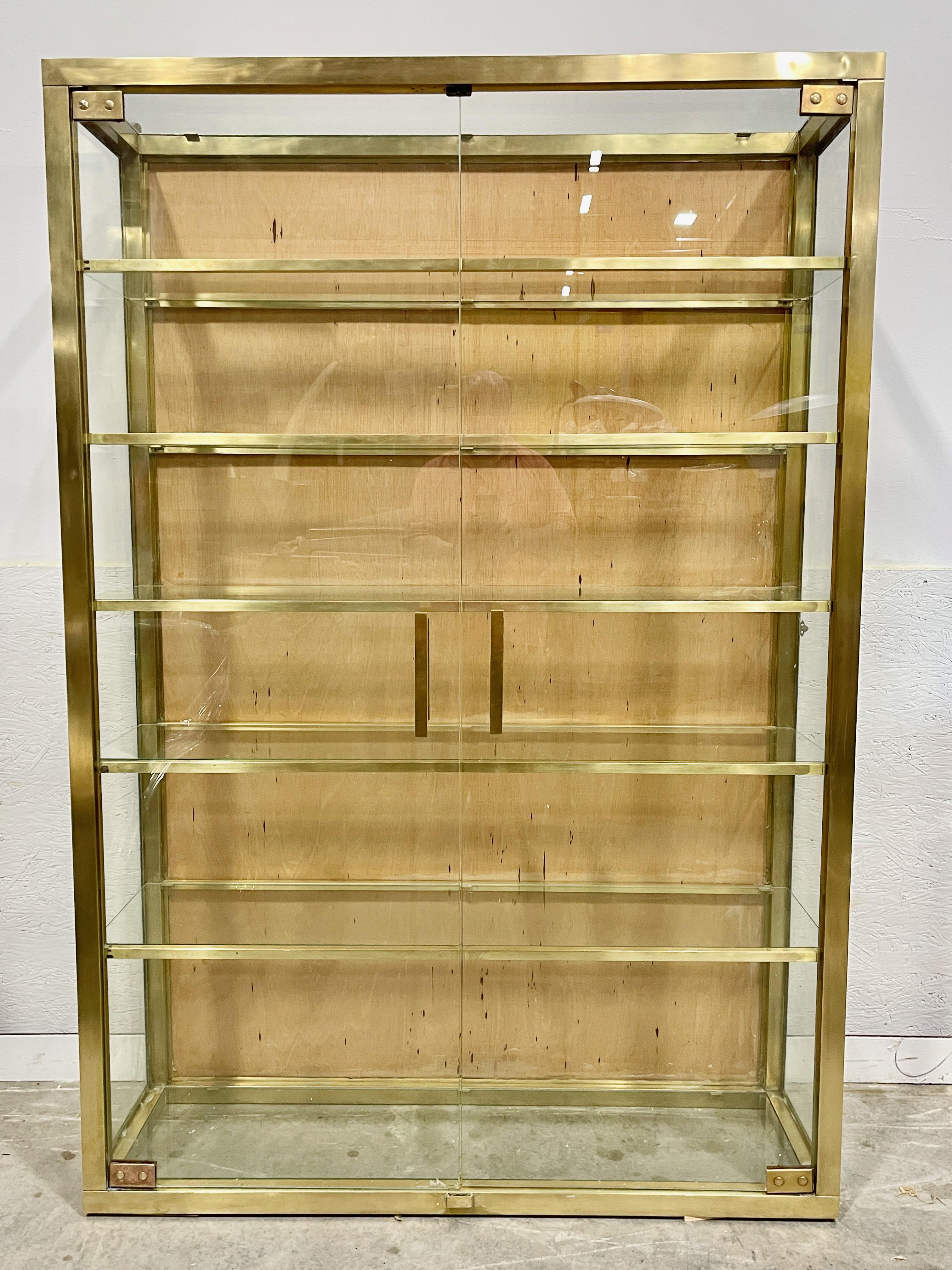 Solid Brass Display Vitrine In Good Condition In Hanover, MA