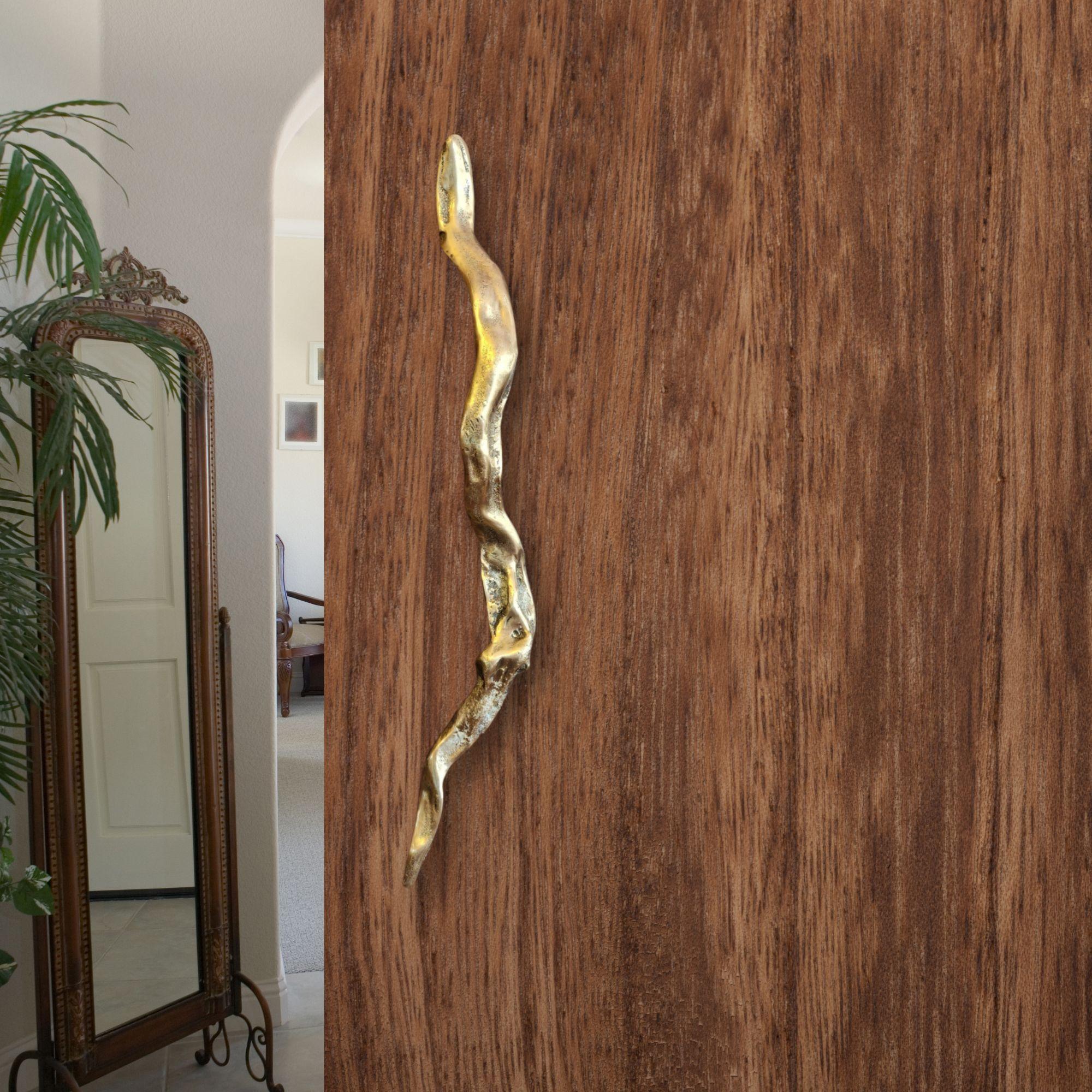 Moroccan Door pull PT/E/12 Nature reimagined in cast brass 70 cm Earth Prints collection For Sale