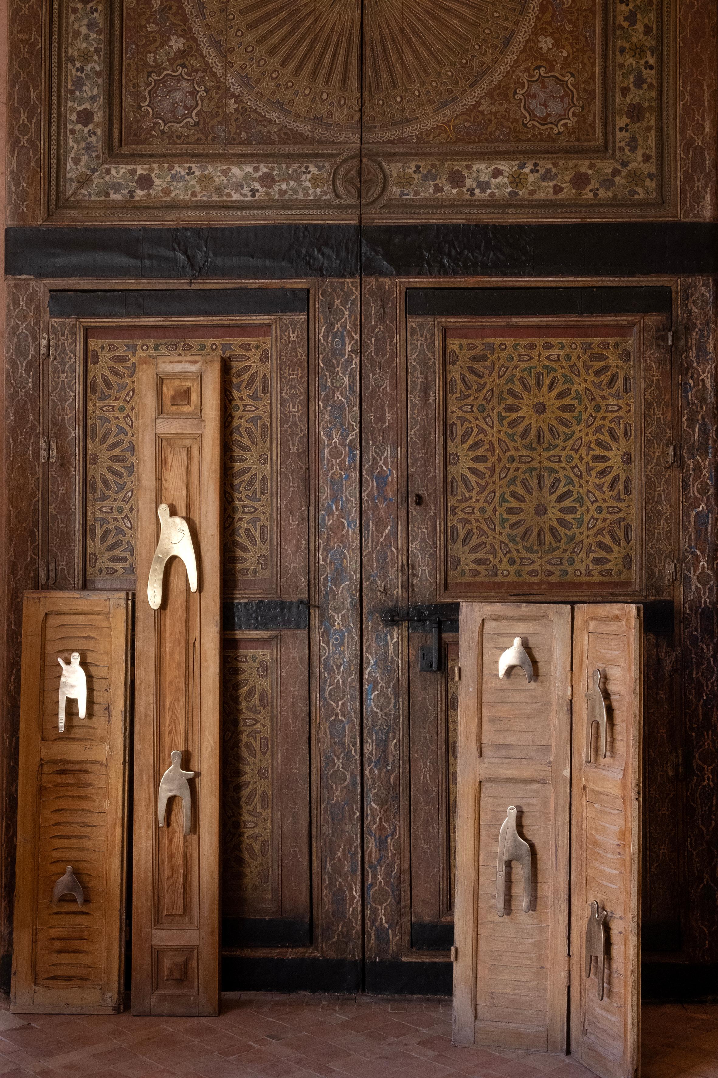 Co-Created solid brass door pull 22 x 9 cm Open Manifest Collection In New Condition For Sale In Marrakech, MA