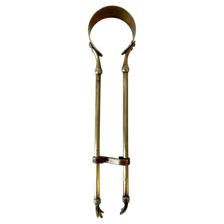 Kaminzange aus massivem Messing mit Klammer für Kohle und kleinere Holzscheite im Angebot bei 1stDibs Deutschland