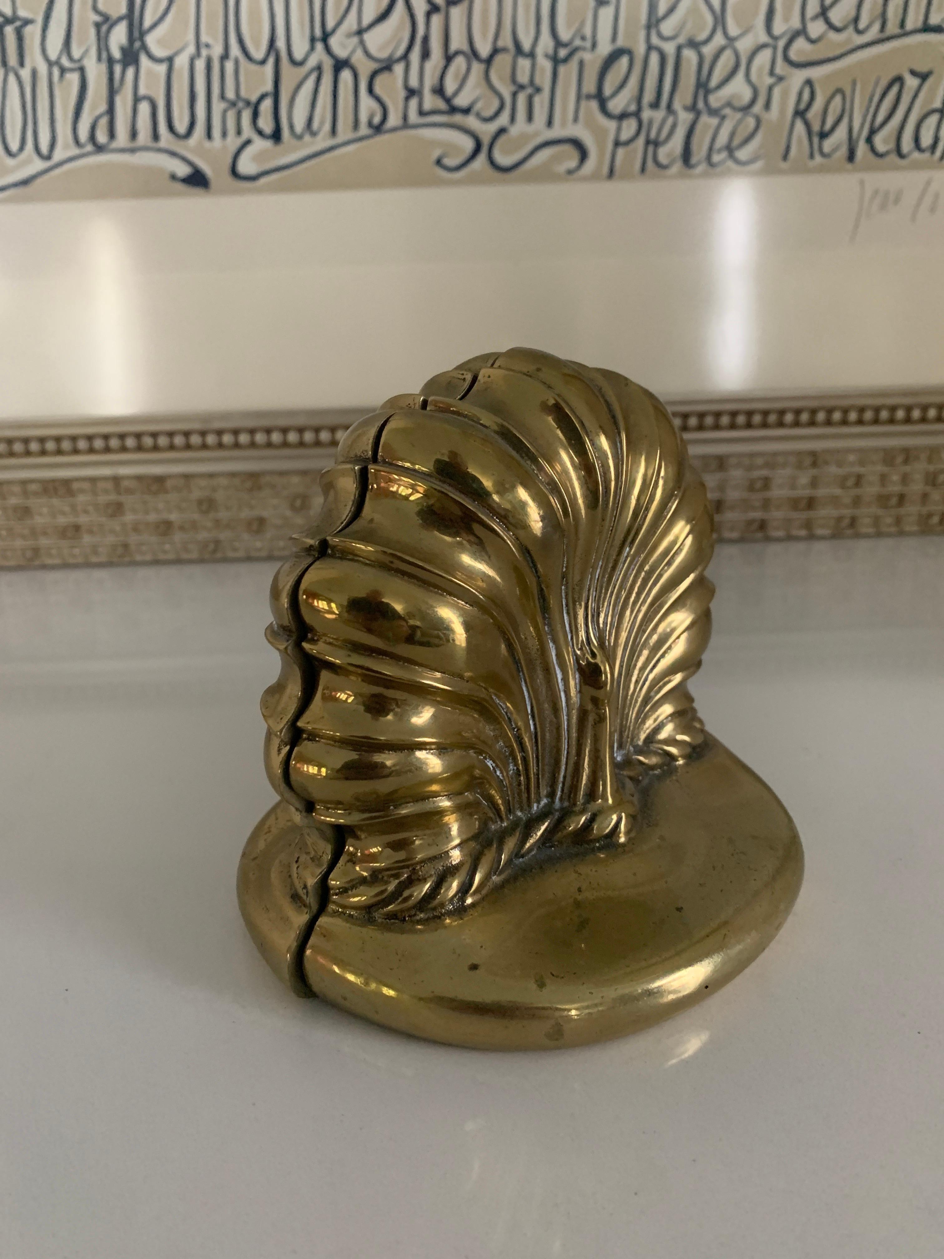 Solid Polished Brass Flower Pod Bookends In Good Condition For Sale In Los Angeles, CA