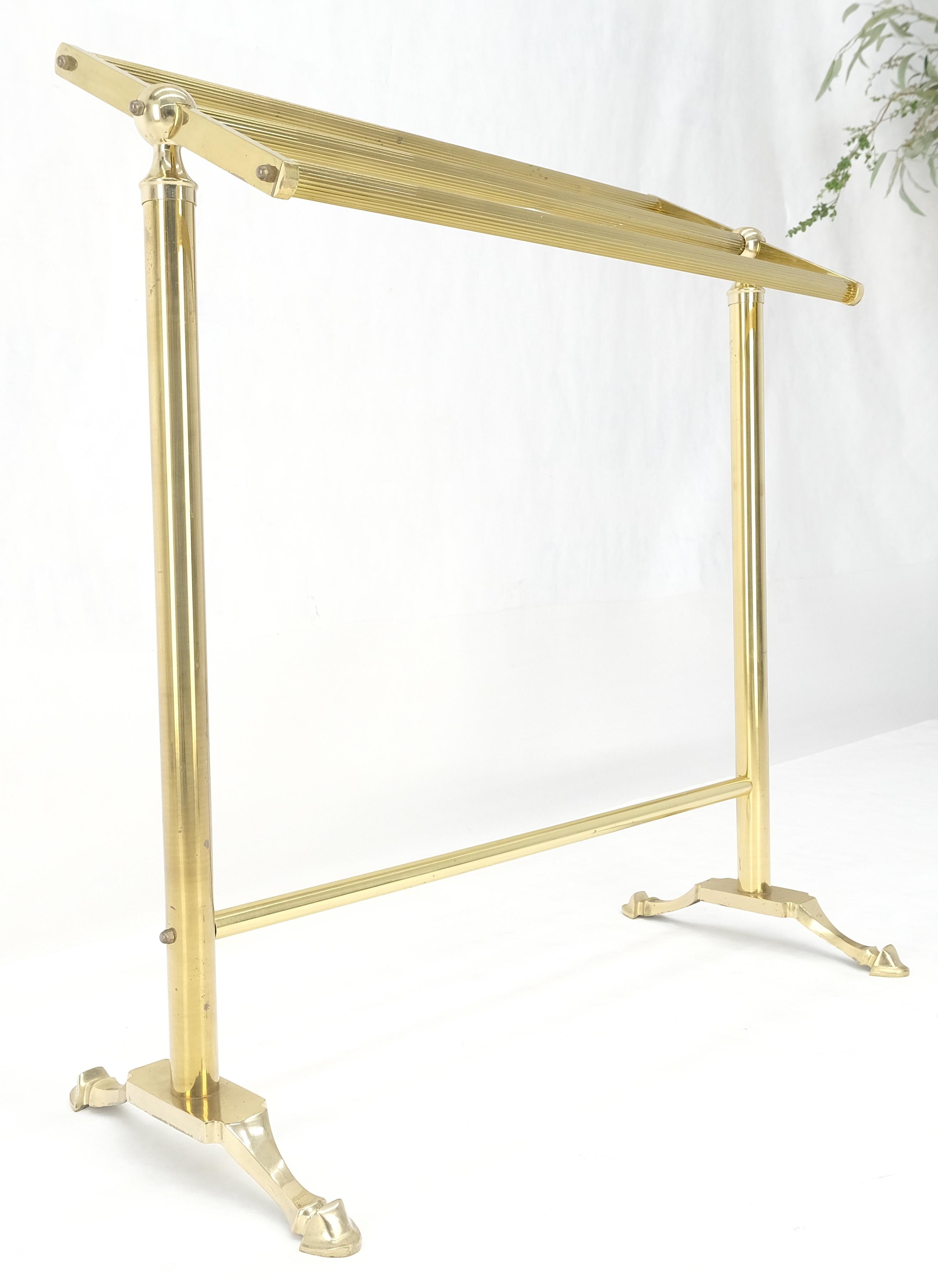 XX secolo Porta asciugamani in ottone massiccio in stile zoccolo moderno del Mid Century MINT in vendita