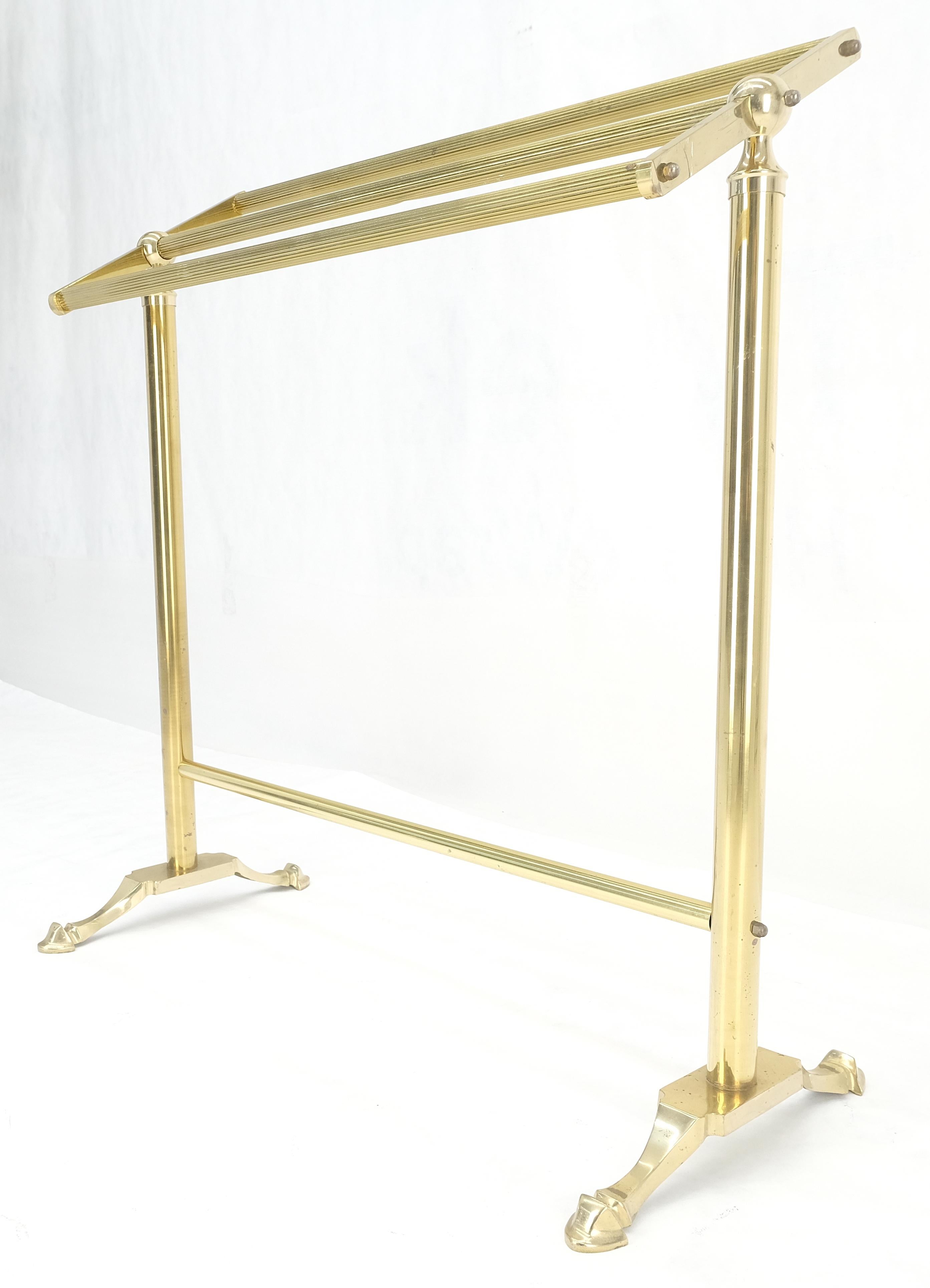 Ottone Porta asciugamani in ottone massiccio in stile zoccolo moderno del Mid Century MINT in vendita