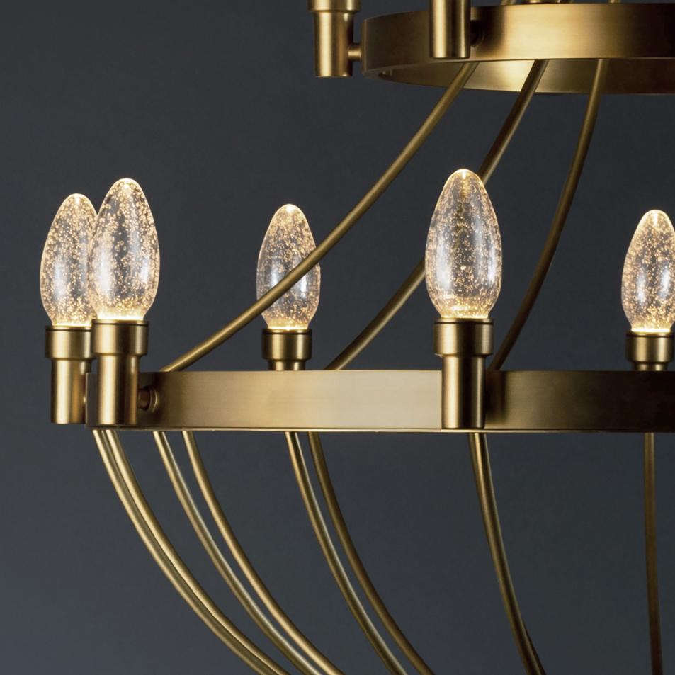 Cinese Lampadario per esterni Lyceum in ottone massiccio di Elisterno in vendita