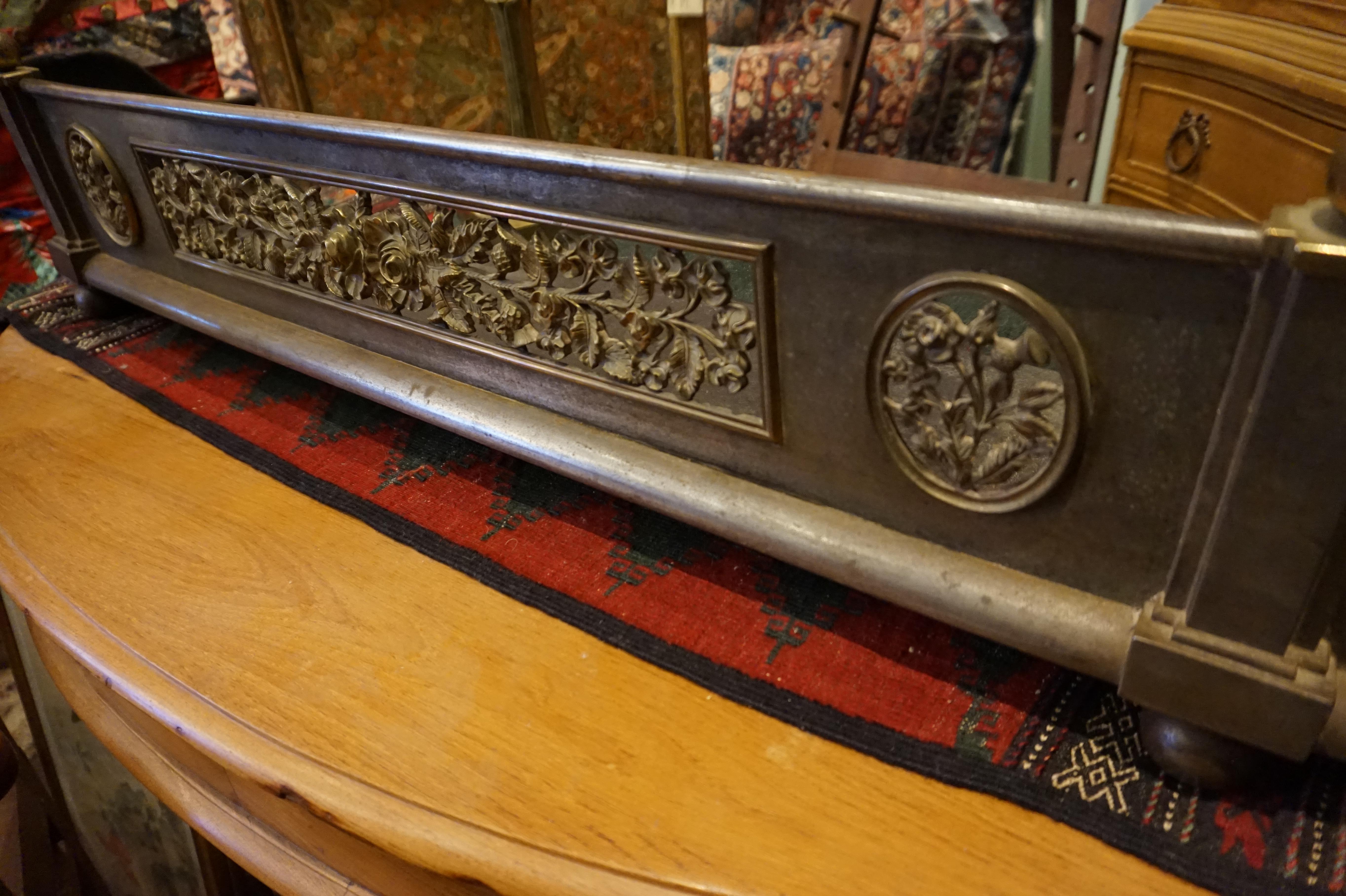Hand-Crafted Solid Brass & Metal Victorian Fireplace Fender Surround with Floral Encasements For Sale