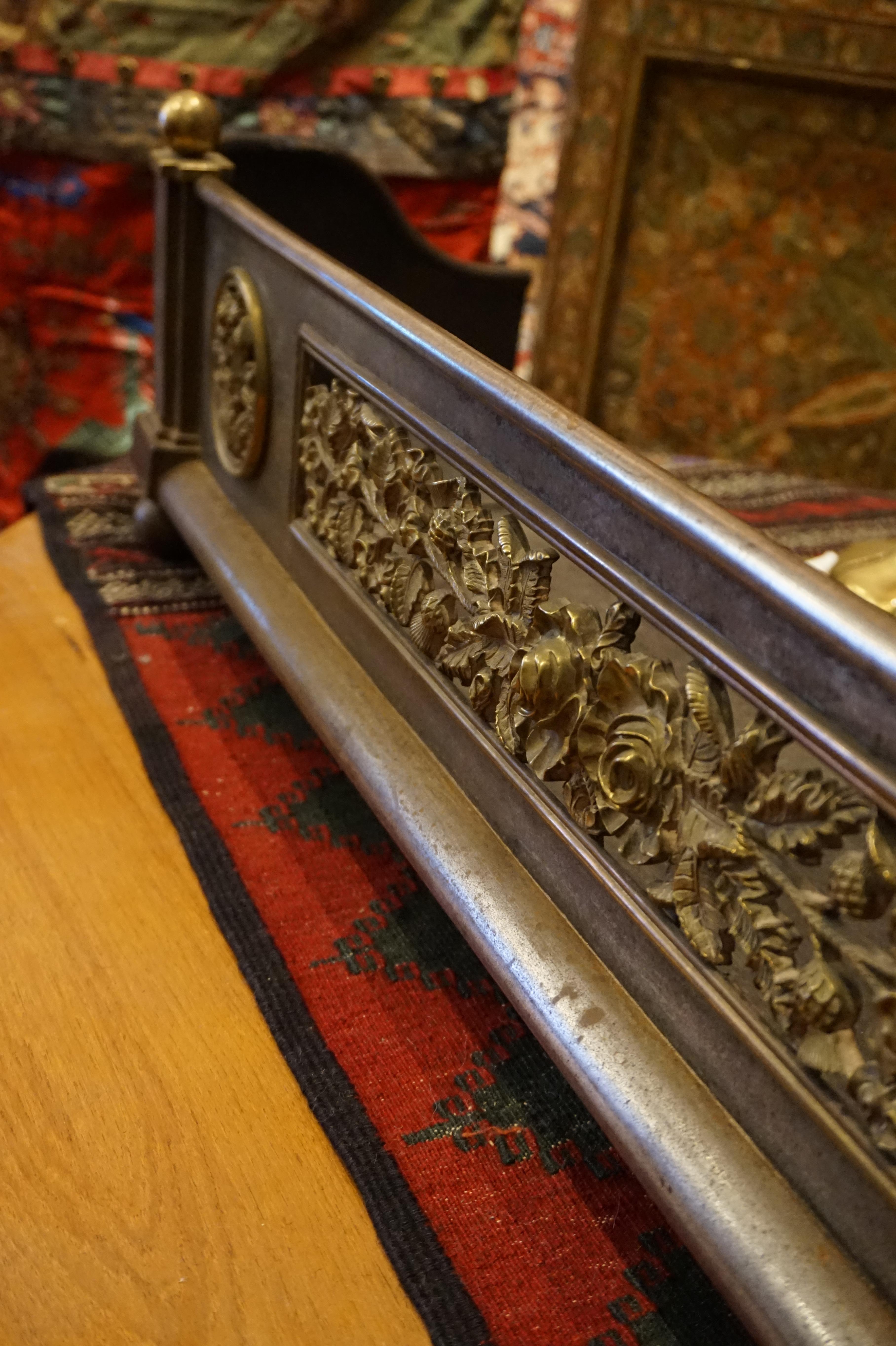 Solid Brass & Metal Victorian Fireplace Fender Surround with Floral Encasements For Sale 3
