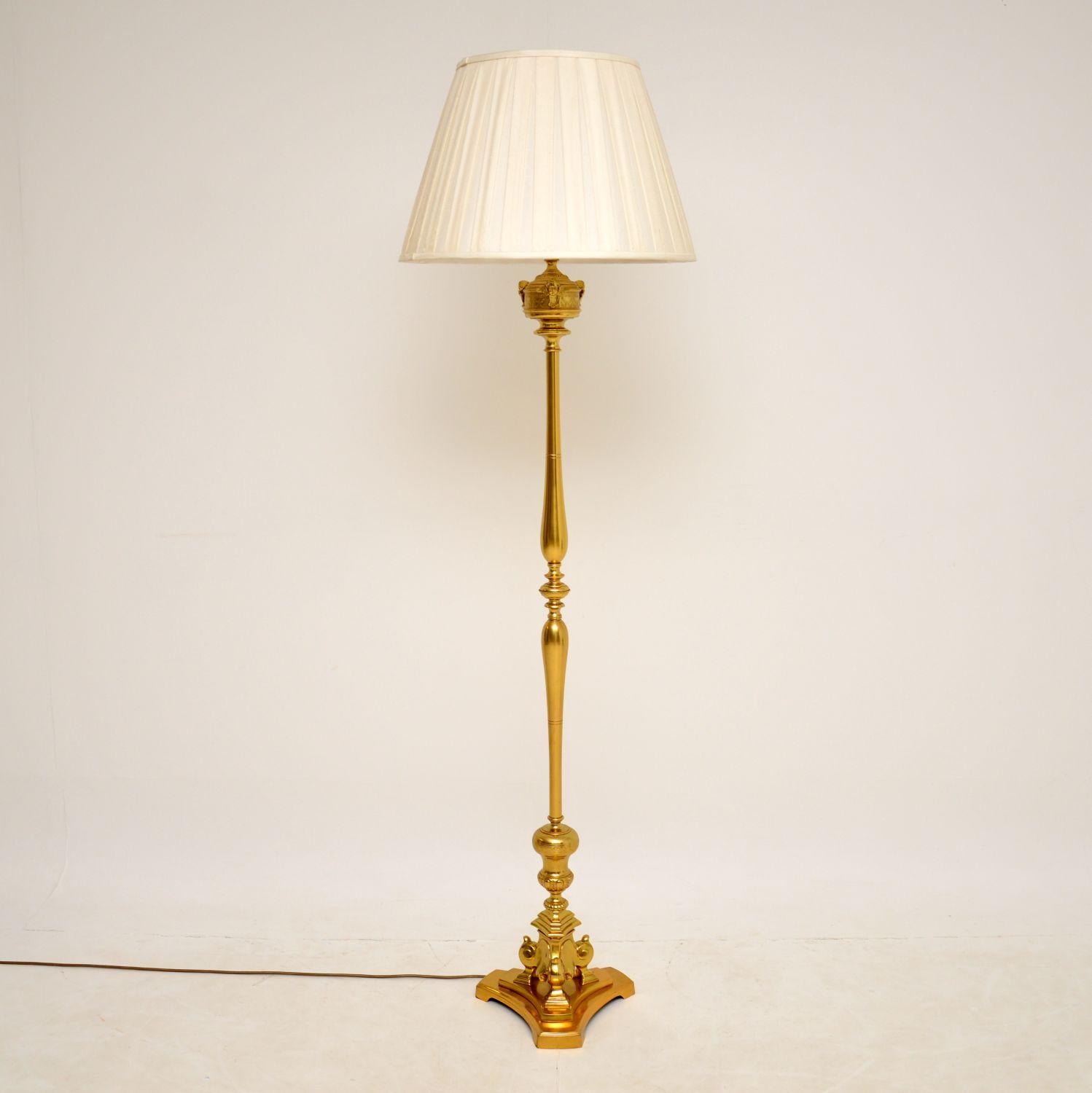 Solid Brass Neo-Classical Vintage Lamp 1