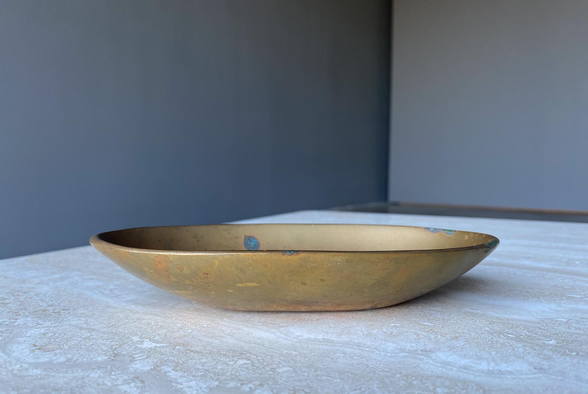 Solid Brass Oval Shaped Bowl / Dish, 1970's  For Sale 6