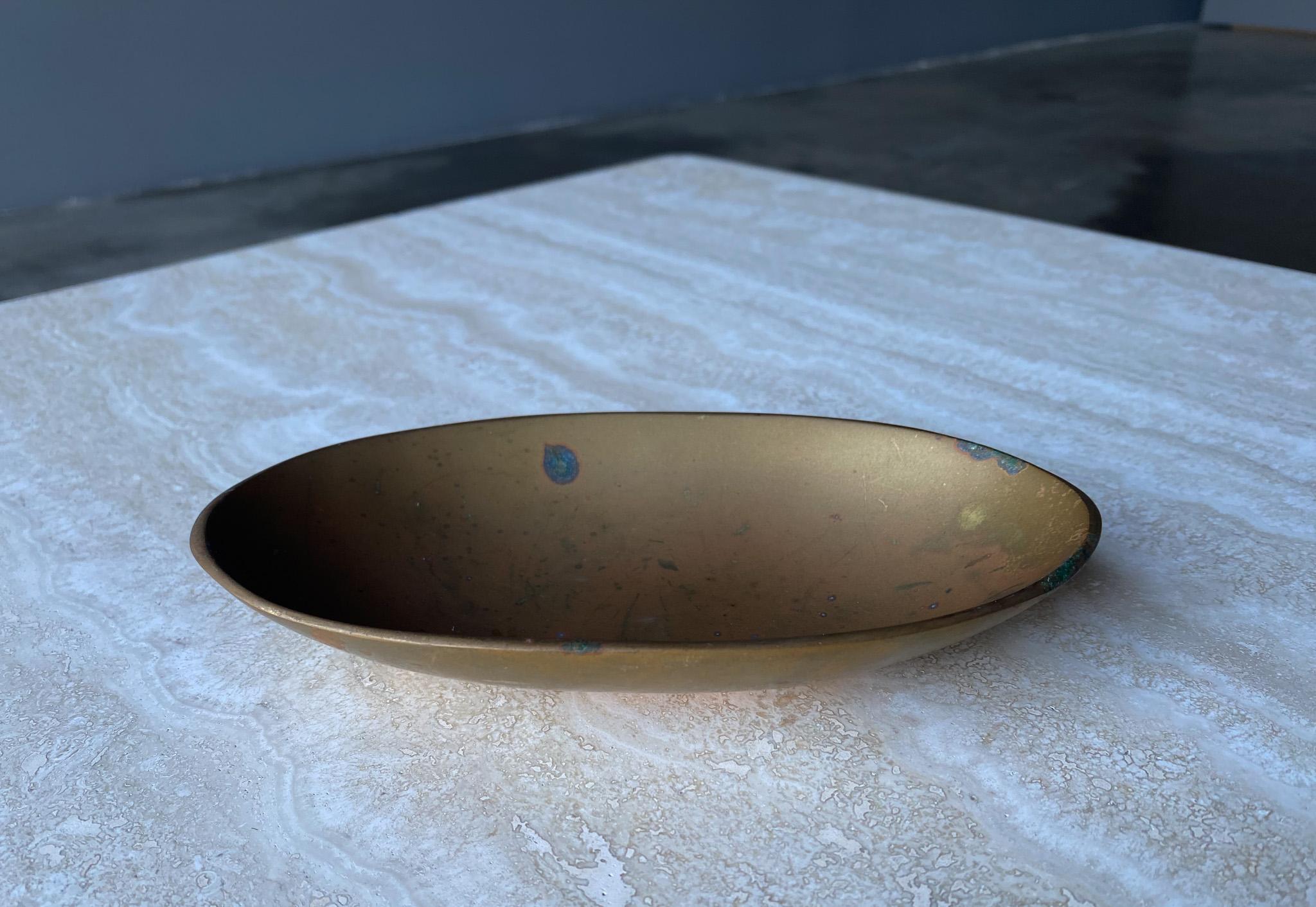 Solid Brass Oval Shaped Bowl / Dish, 1970's  For Sale 3