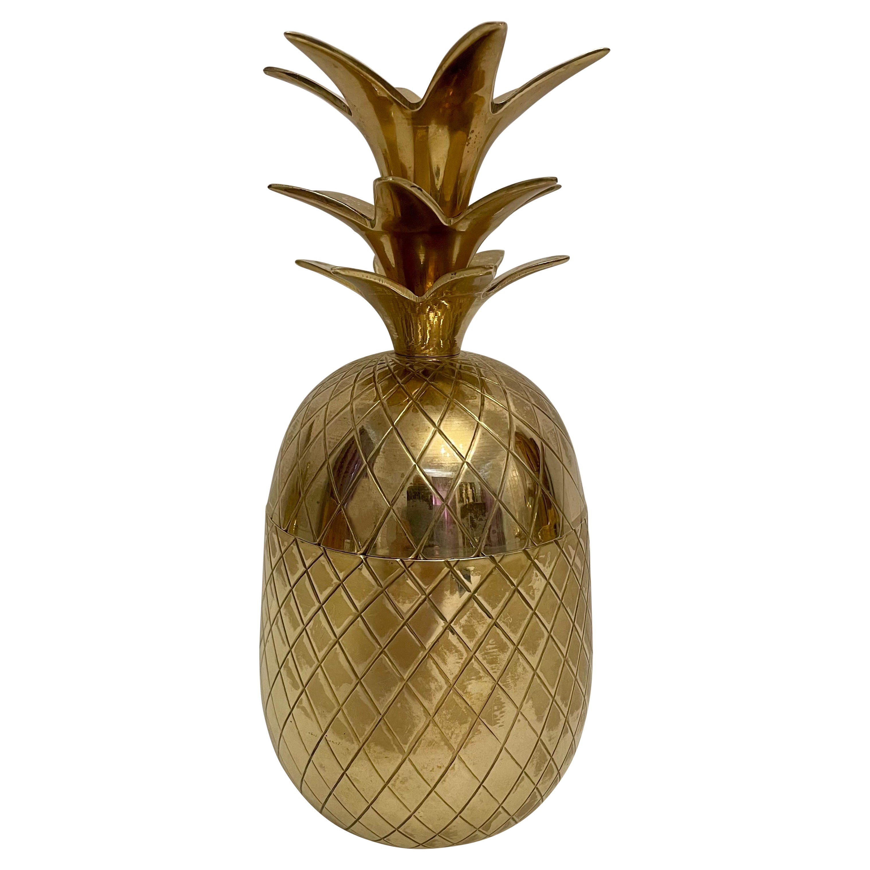 Récipient couvert à ananas en laiton massif en vente