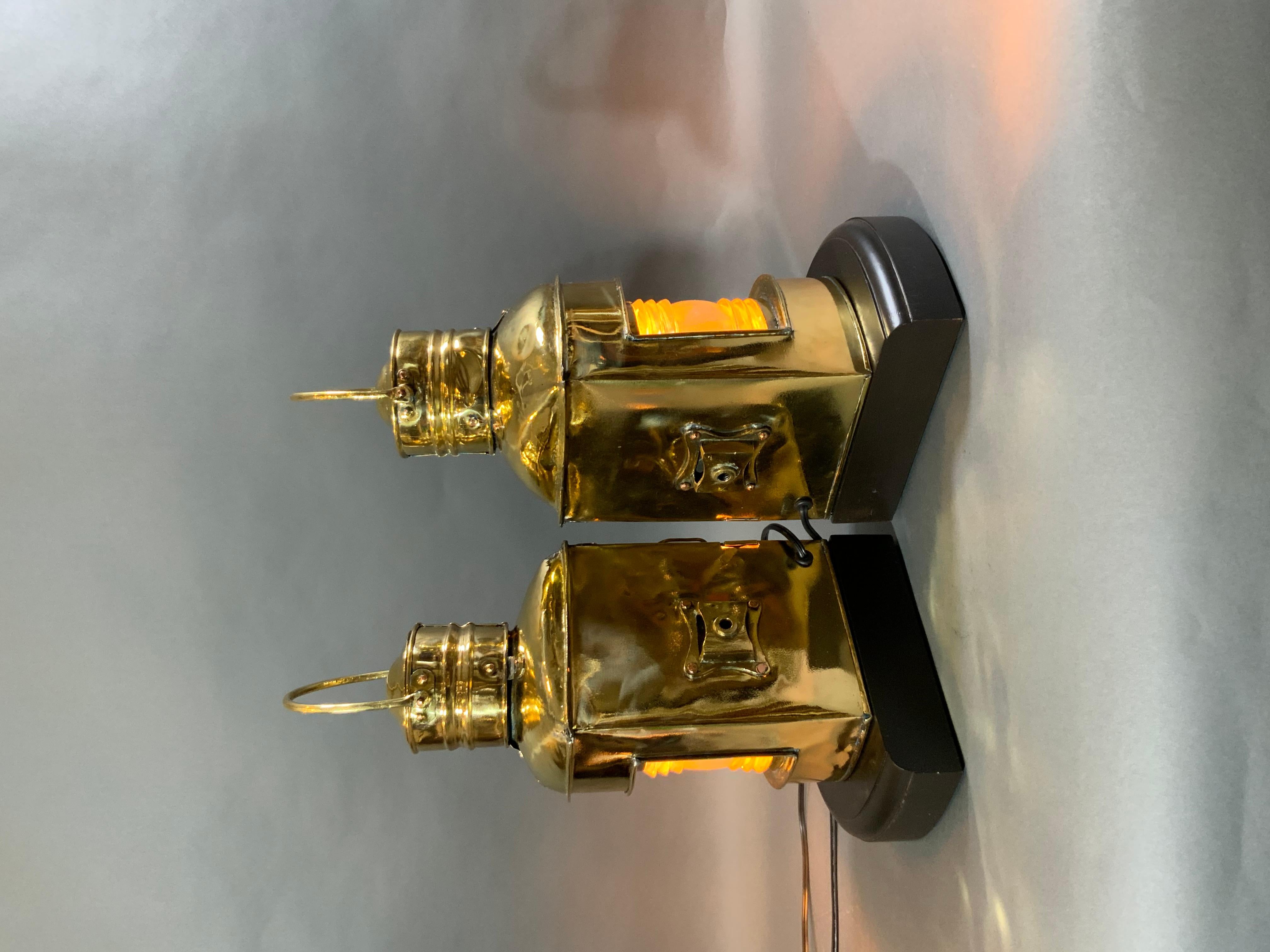 Solid Brass Port and Starboard Lanterns In Good Condition For Sale In Norwell, MA