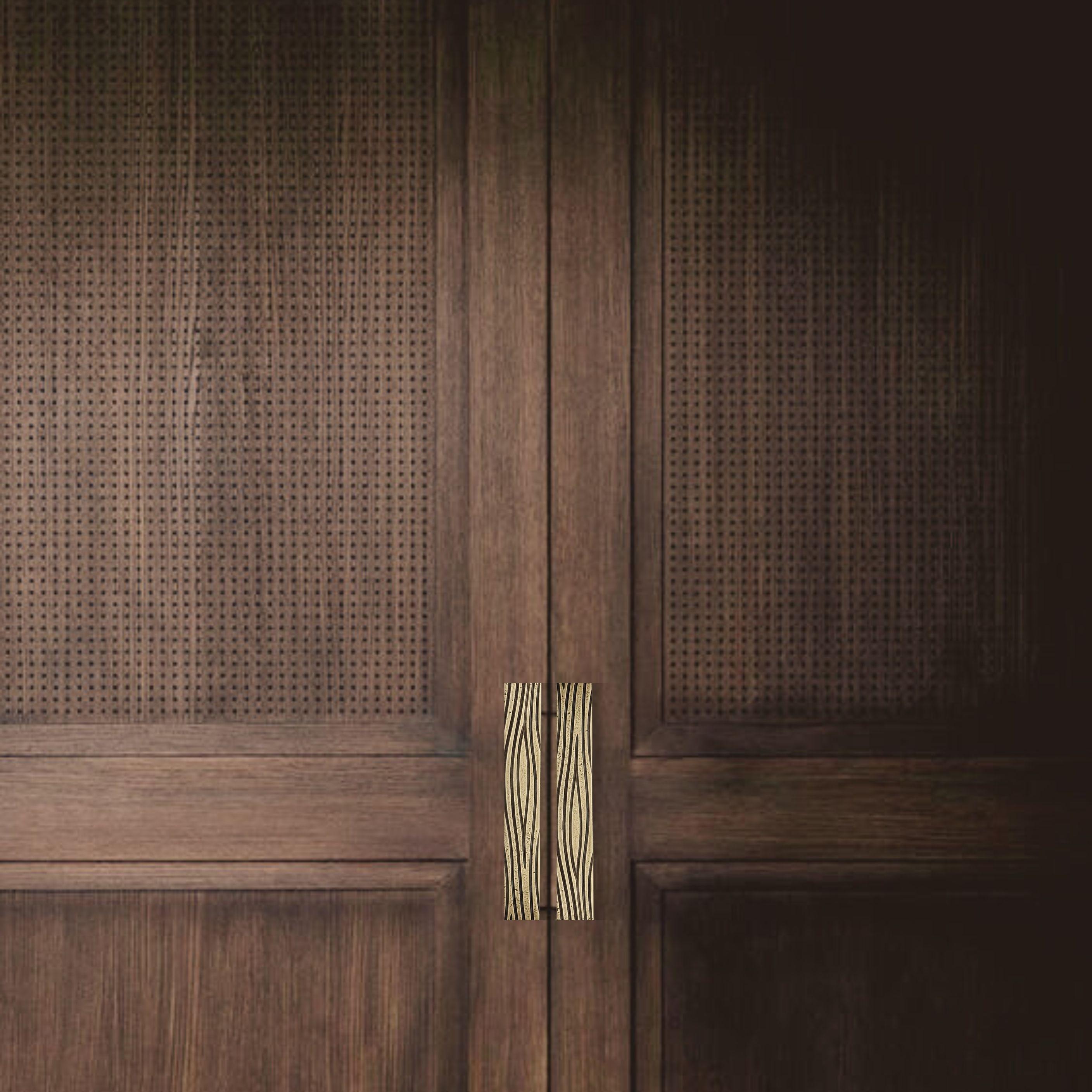 Contemporary PT/E/16 Brass foundry cabinet pull  30 cm/3cm For Sale