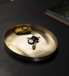 Solid brass round tray handcrafted in Italy by 247LAB