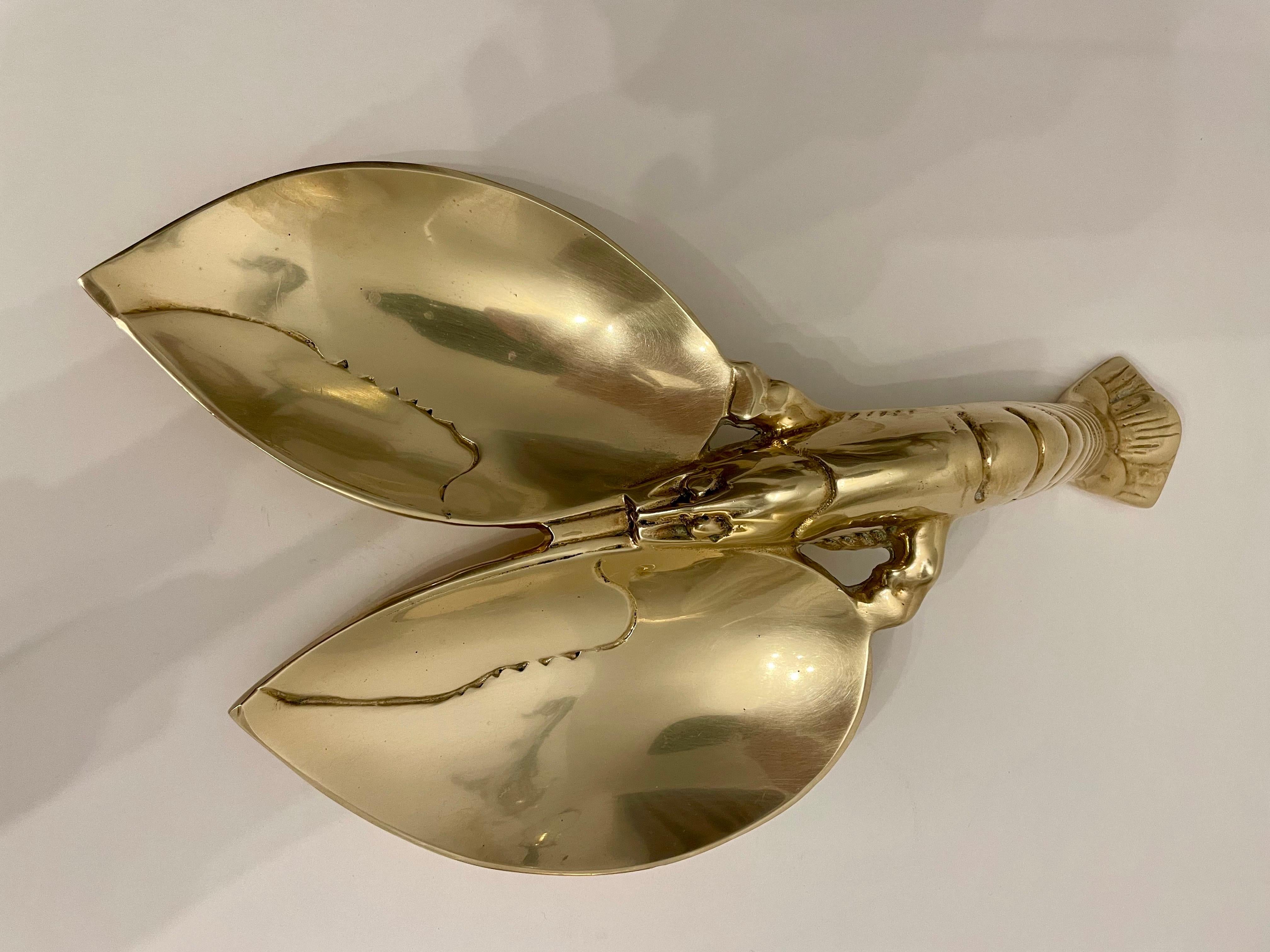 Solid  Brass Sculptural Lobster Dish FREE QUICK SHIP In Good Condition For Sale In New York, NY