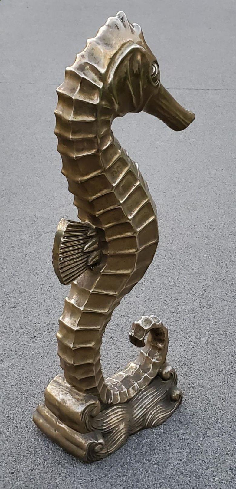 Sculpture d'hippocampe en laiton massif Hollywood Regency/moderne du milieu du siècle dernier en vente 4