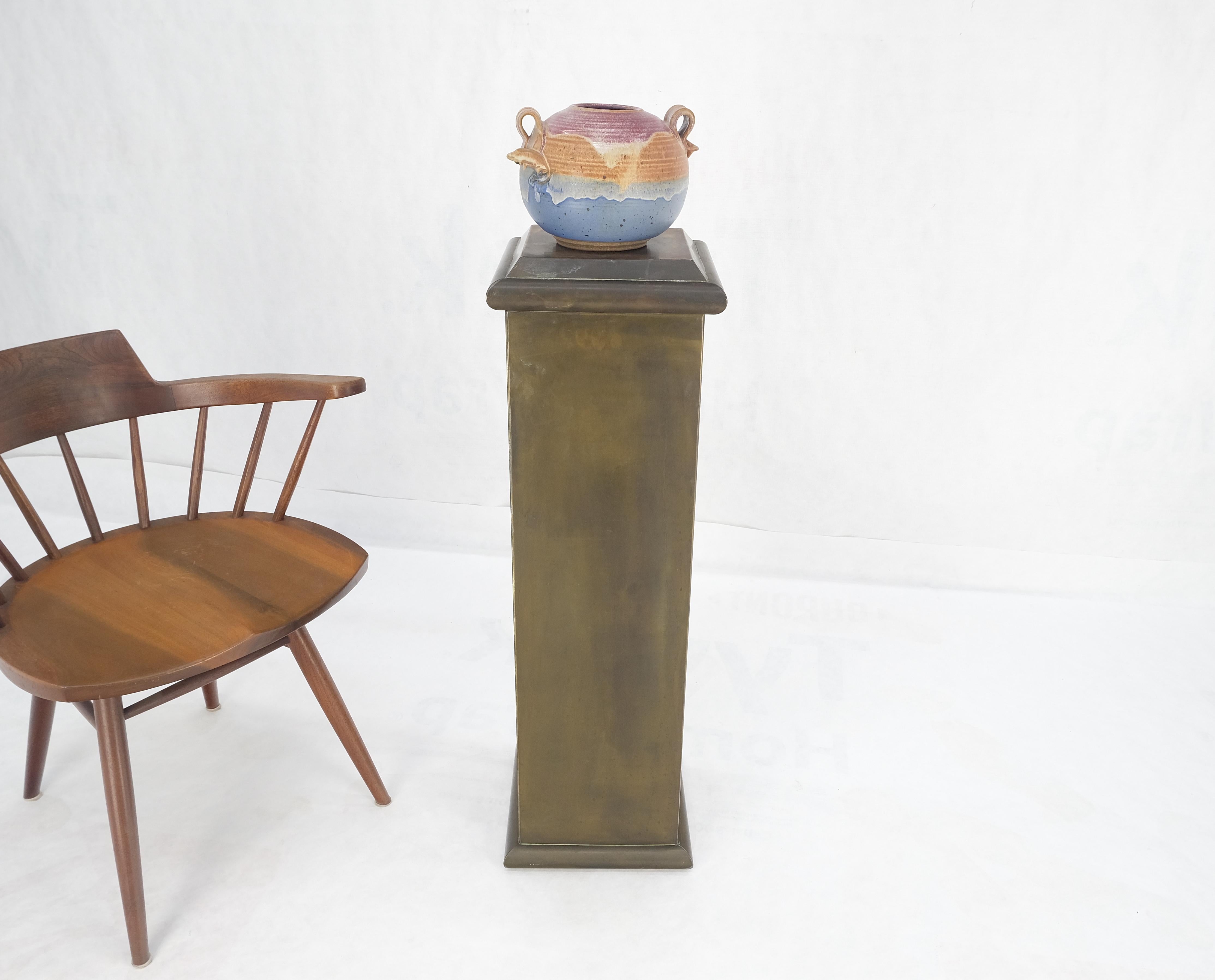 Forgé Socle carré forgé en laiton massif en tôle, Mid Century Modern Machine Age en vente