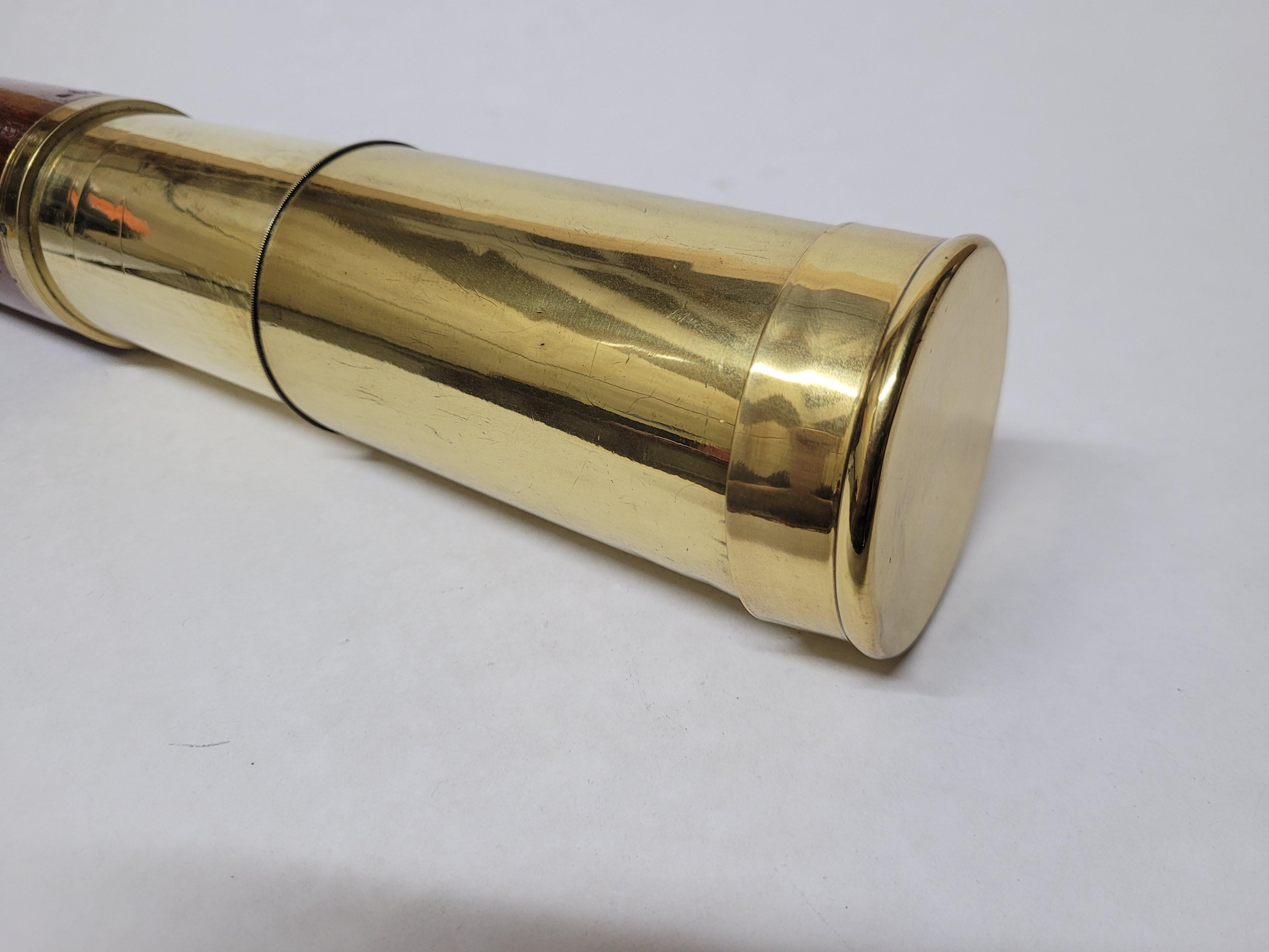 Solid Brass Ship Captains Telescope In Good Condition For Sale In Norwell, MA