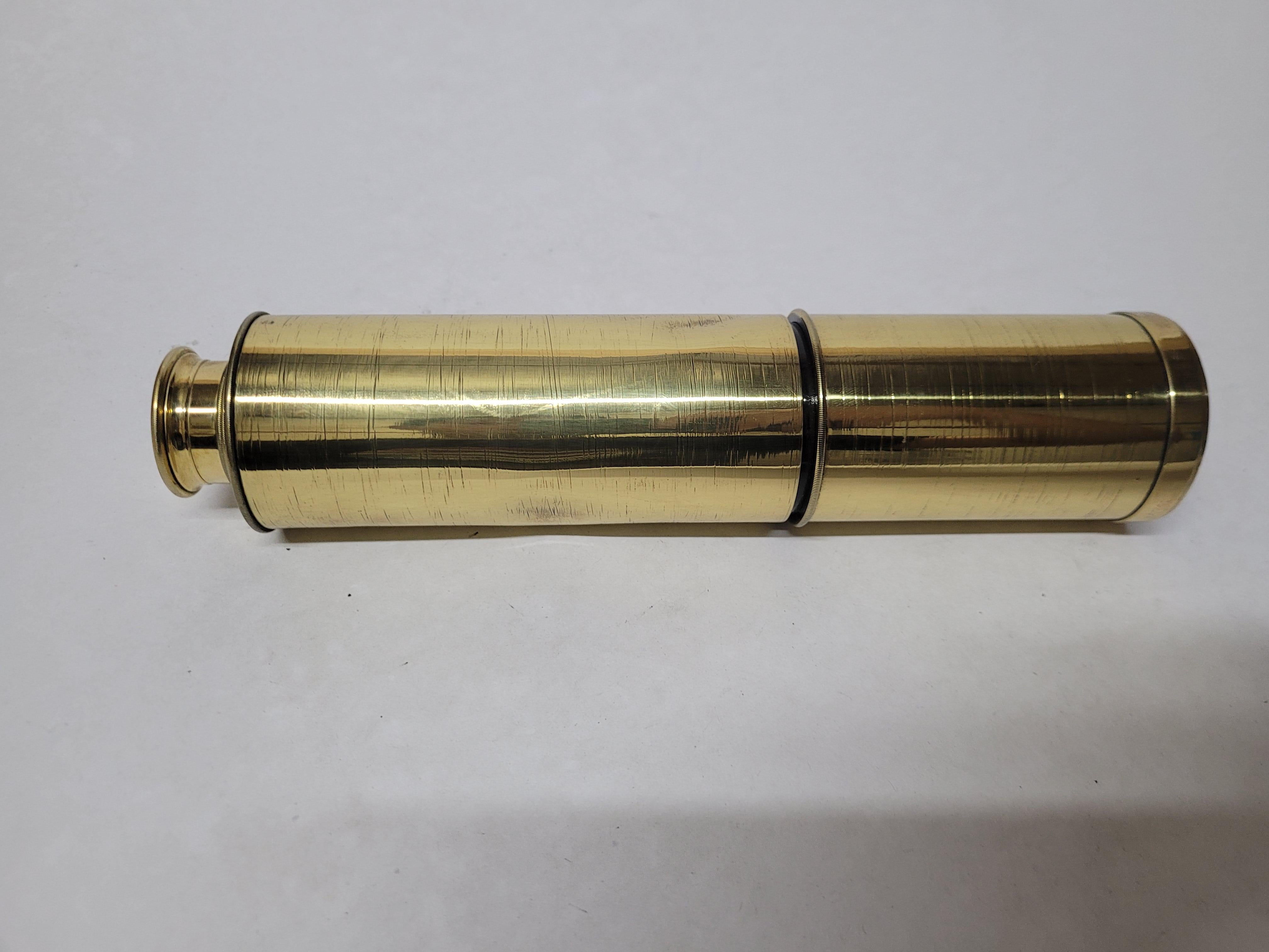 Telescopio per fucile da nave in ottone massiccio in vendita 13