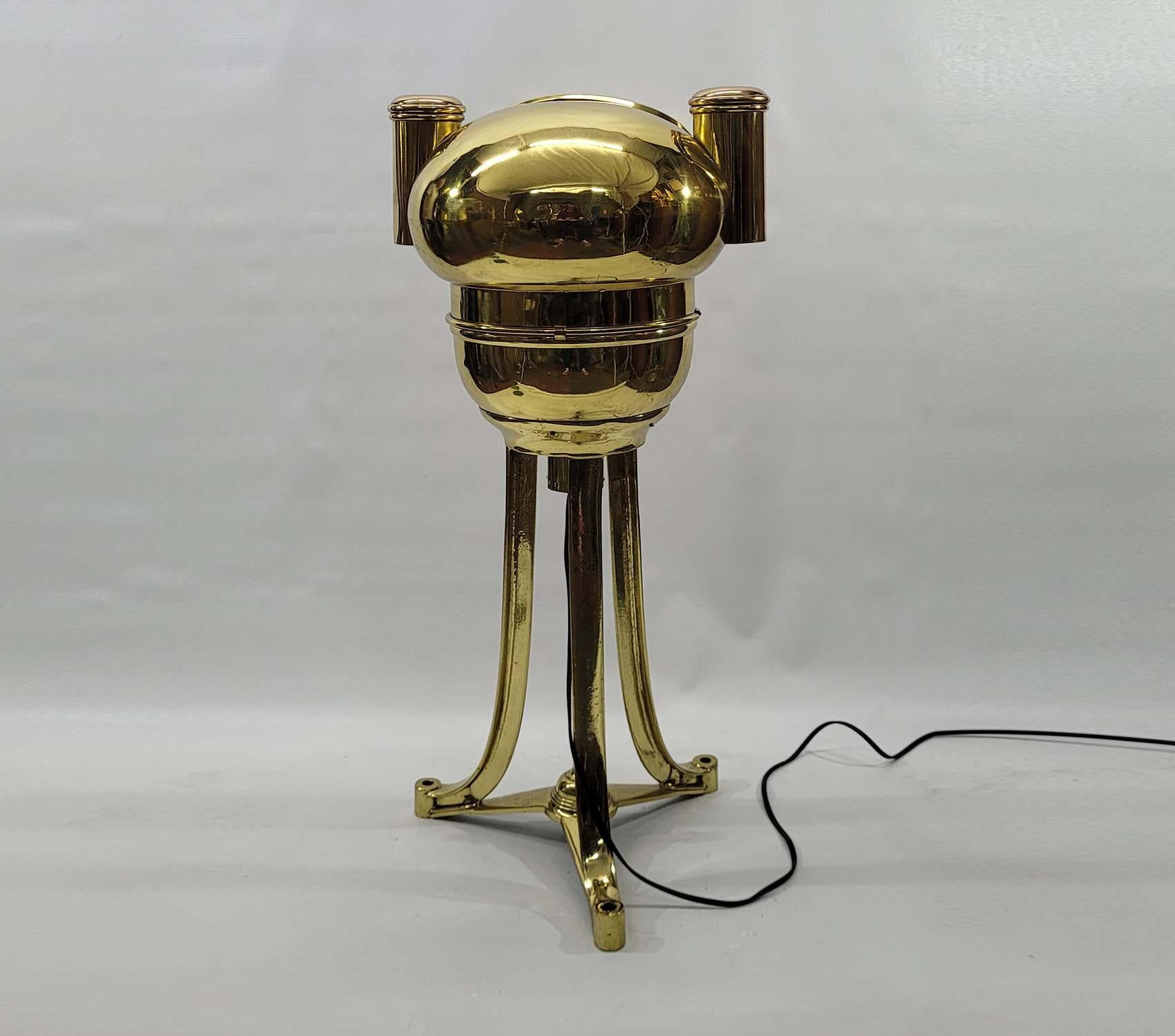 Support de binnacle de navire en laiton massif en vente 8