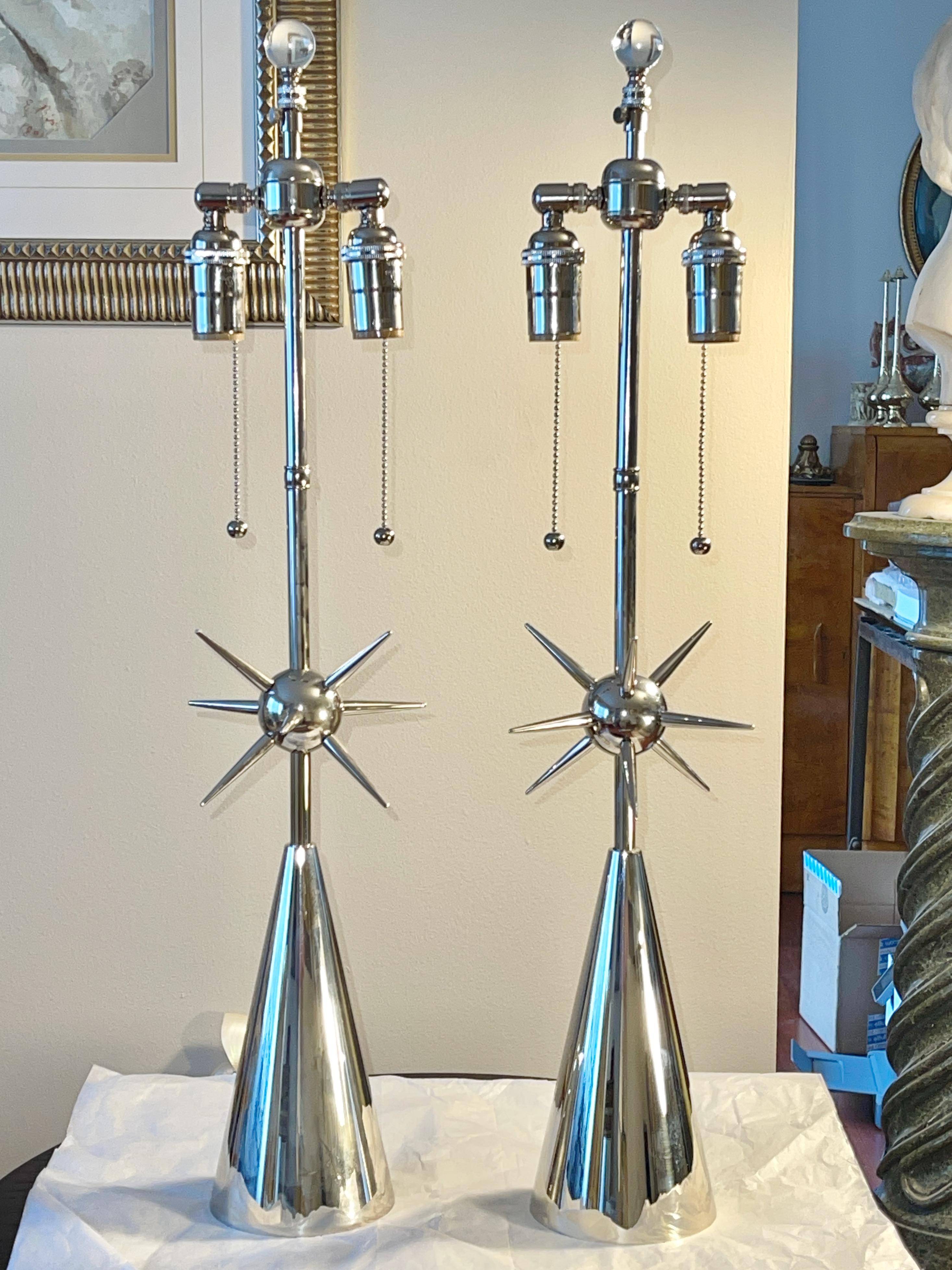 Sputnik-Tischlampe – massives Messing oder poliertes Nickel (amerikanisch) im Angebot