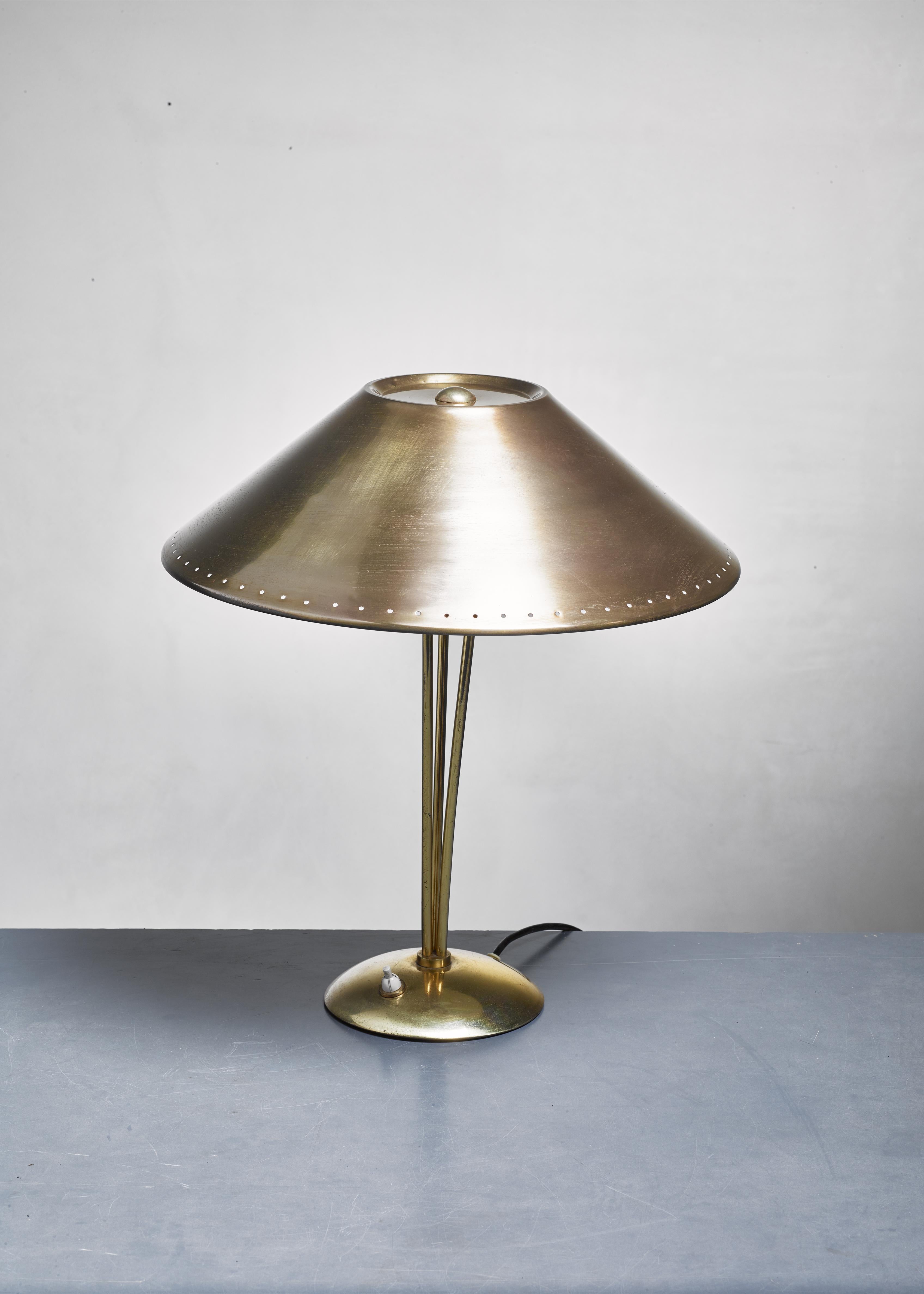 Mid-Century Modern Solid Brass Table Lamp on a Tripod Stem, Austria For Sale