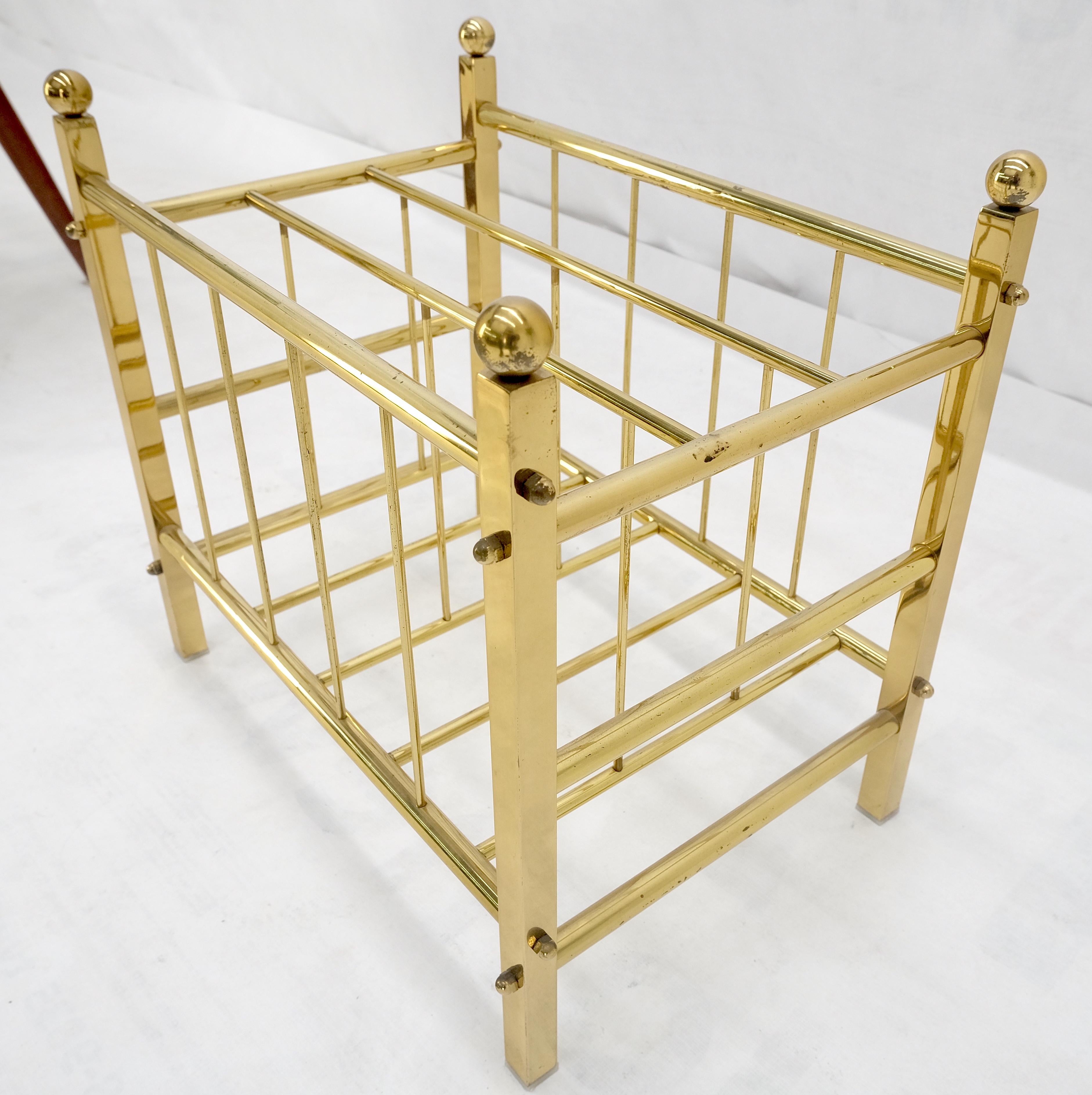 Solid Brass Tube Vintage Mid Century Modern Caddy Magazine Rack Ball Finial MINT For Sale 3